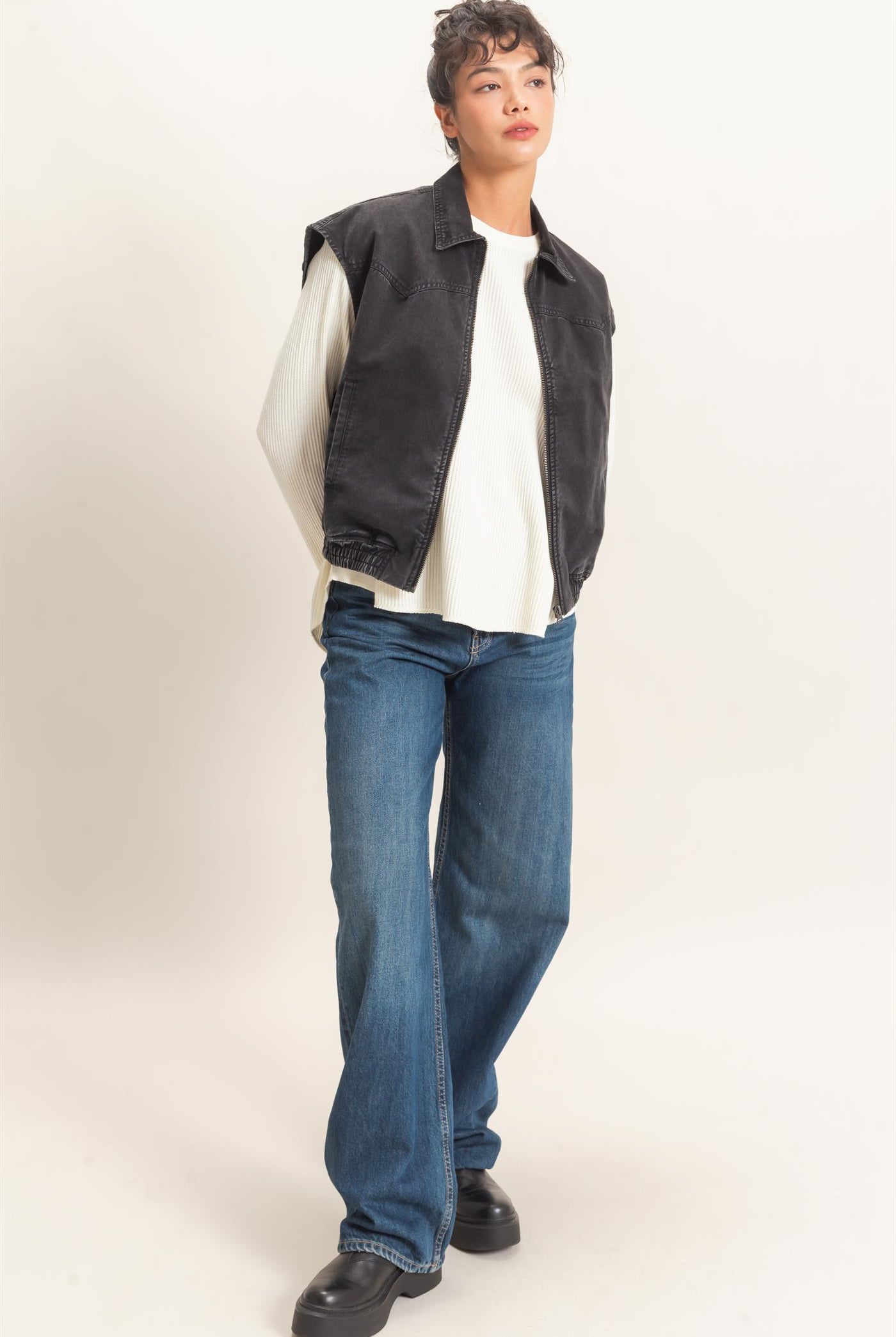 Wholesale Mineral Wash Sleeveless Zip-Up Collar Vest Vests DZ26E392 BLACK DOUBLE ZERO