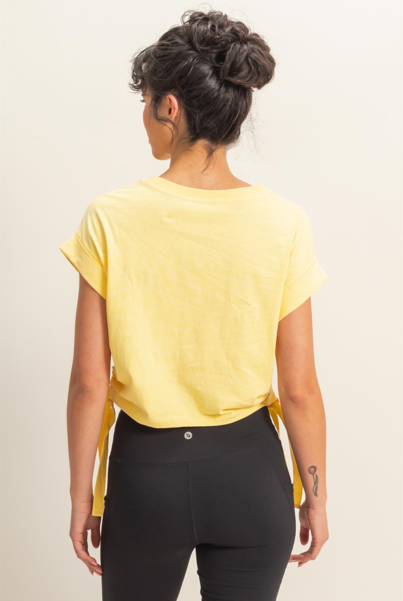 Wholesale Short Sleeve Side Tie Detail Top Clothing Tops DZ25C113 CREAMY YELLOW DOUBLE ZERO