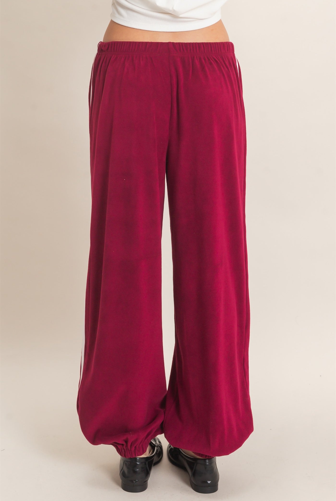 Wholesale Drawstring Waist Jogger Pants Joggers HF26E424-D BURGUNDY HYFVE