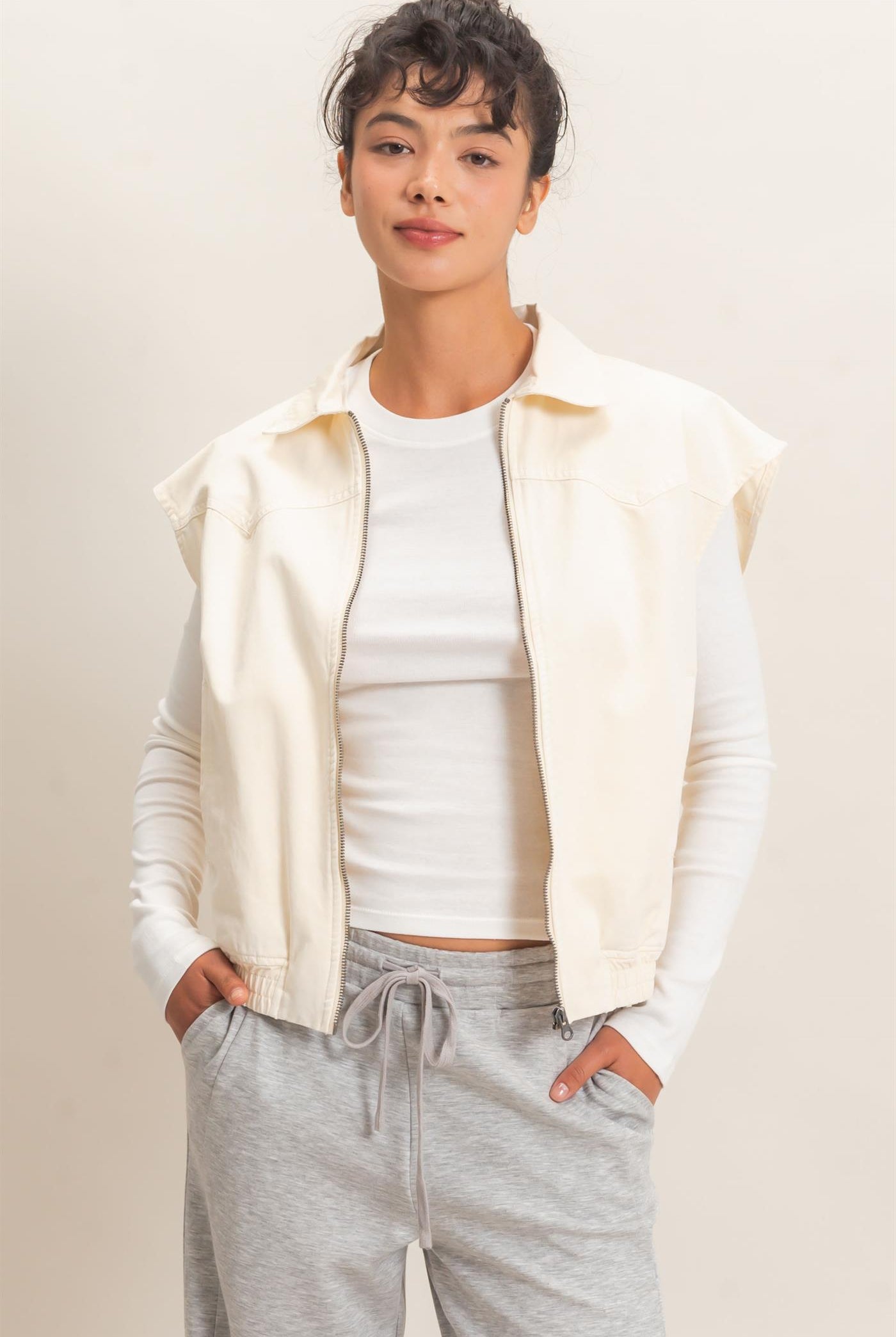 Wholesale Mineral Wash Sleeveless Zip-Up Collar Vest Vests DZ26E392 IVORY DOUBLE ZERO