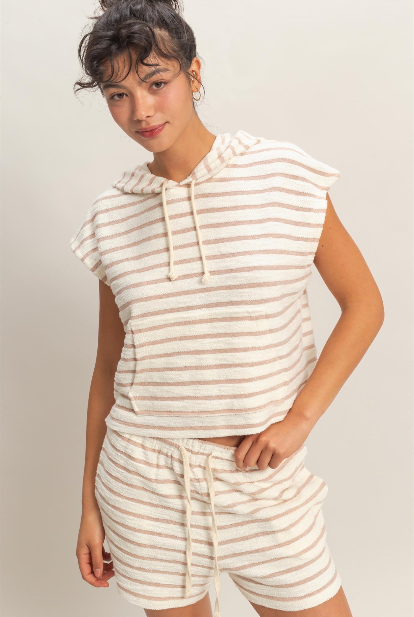 Wholesale Striped Hooded Top With Pocket Clothing Tops DZ26A755 TAUPE HYFVE