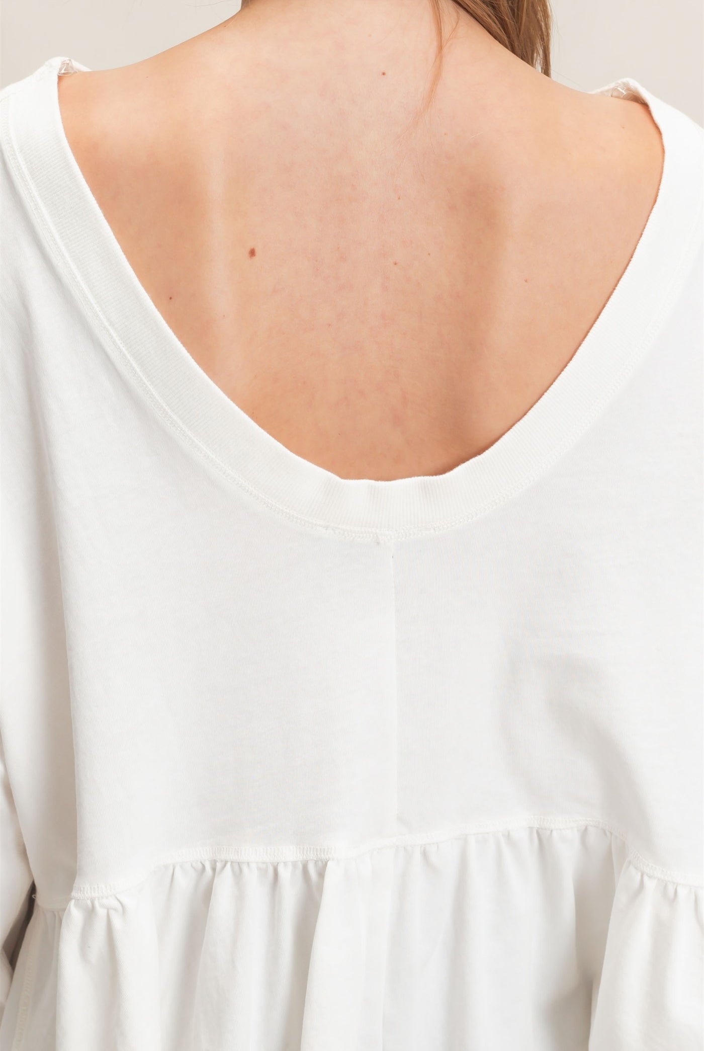 Wholesale Ruffled Hem Long Sleeve Top Clothing Tops HF26E065 OFF WHITE HYFVE
