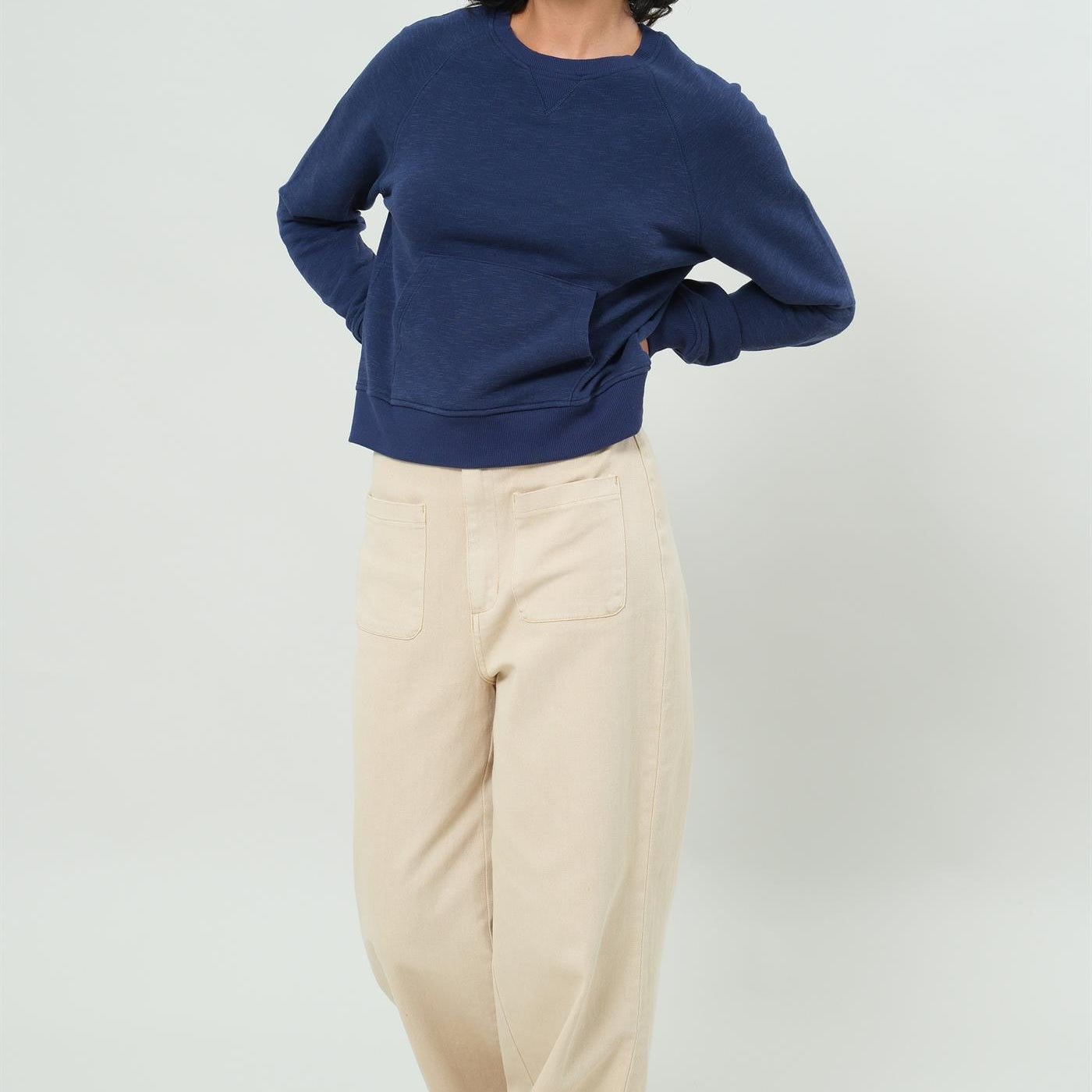 Wholesale Raglan Sleeve Pocket Sweatshirt Sweatshirts DZ24F992 DARK NIGHT DOUBLE ZERO