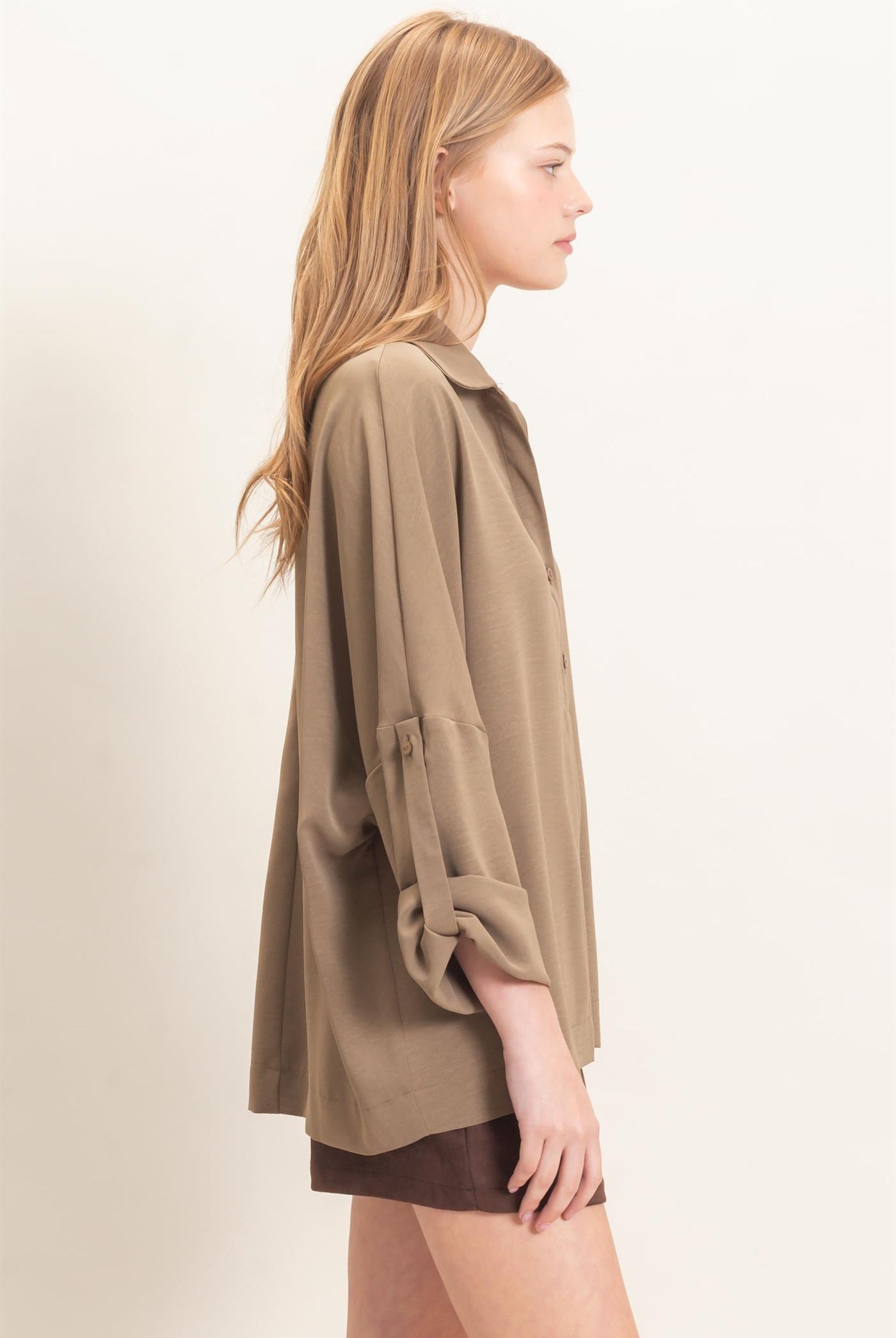 Wholesale Buttoned Collar Split Sleeve Top Clothing Tops HF26F071 OLIVE HYFVE