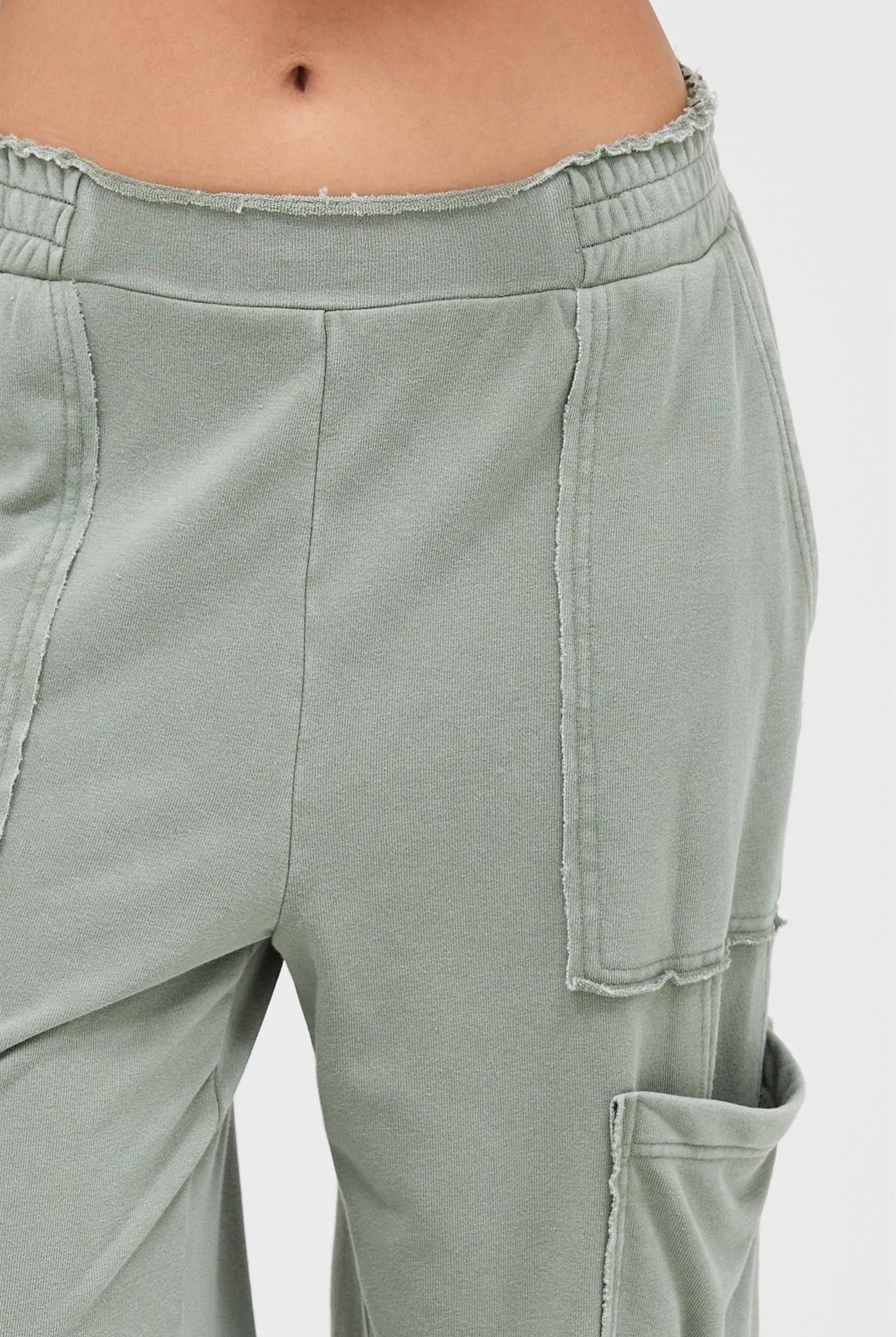 Wholesale Mineral Wash Wide Leg Cargo Pants Pants DZ26A256 SAGE GREEN DOUBLE ZERO