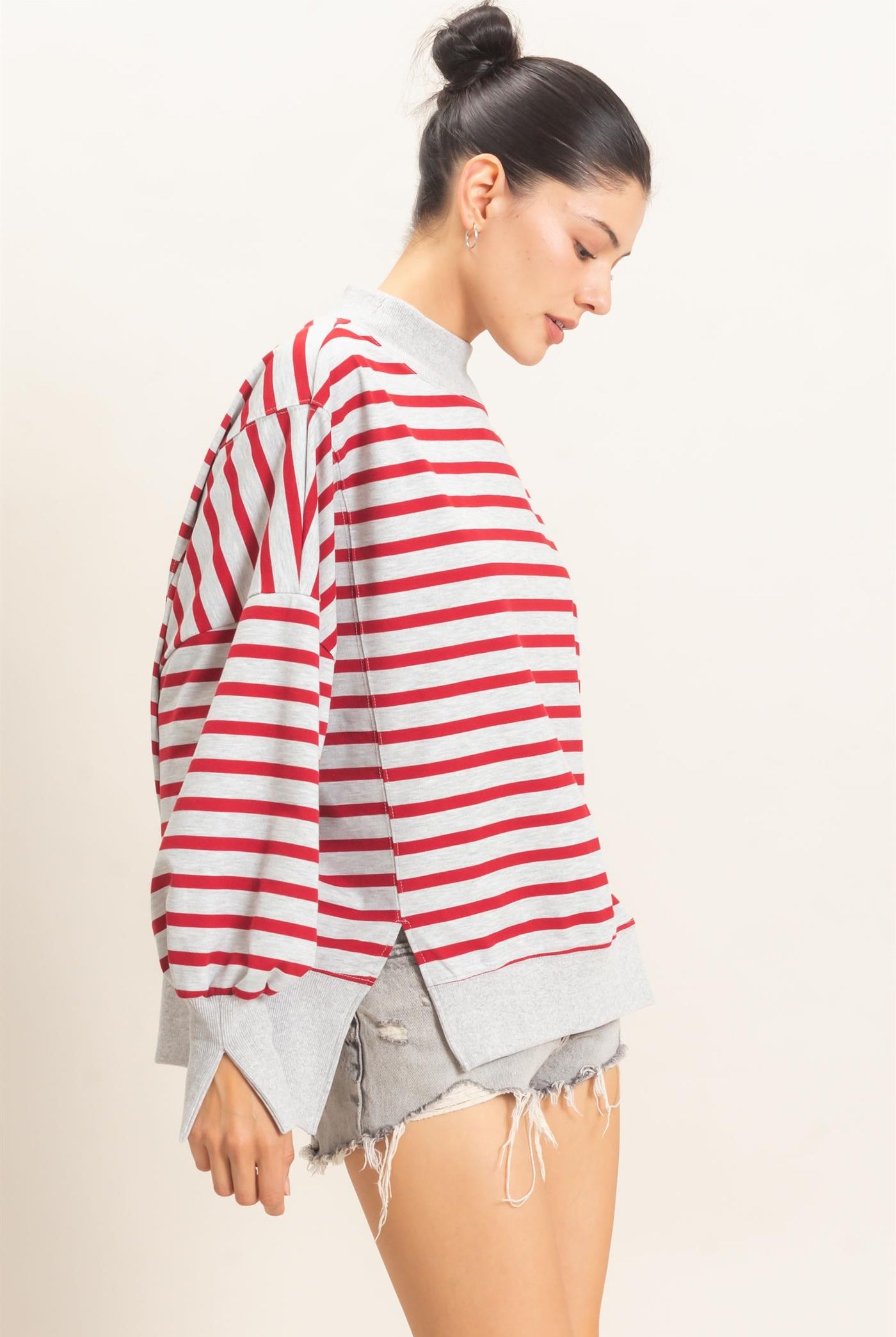 Wholesale Striped Mock Neck Sweatshirt Sweatshirts HF27A178-D H.GRAY/RED HYFVE