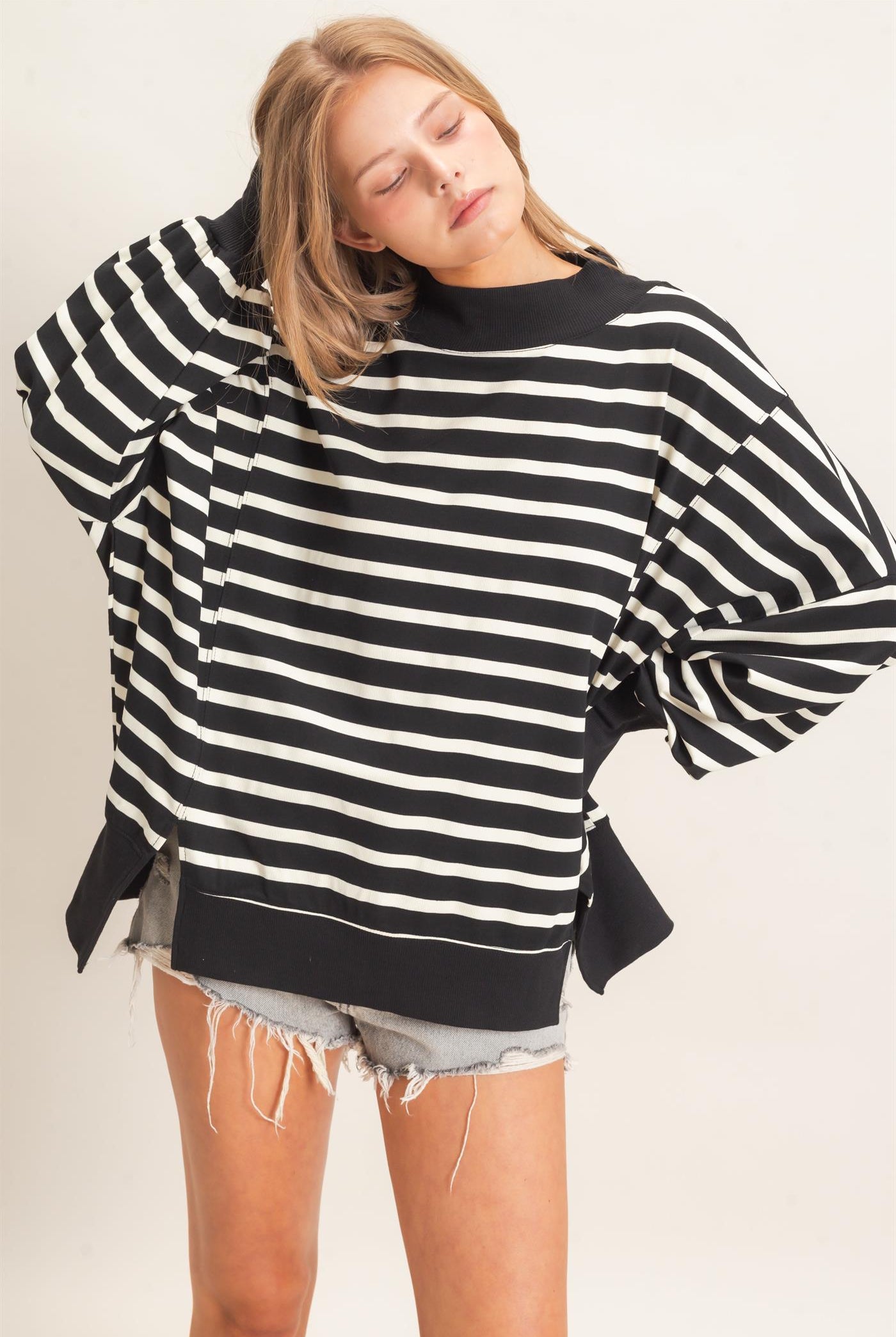 Wholesale Striped Mock Neck Sweatshirt Sweatshirts HF27A178-D BLACK/CREAM HYFVE