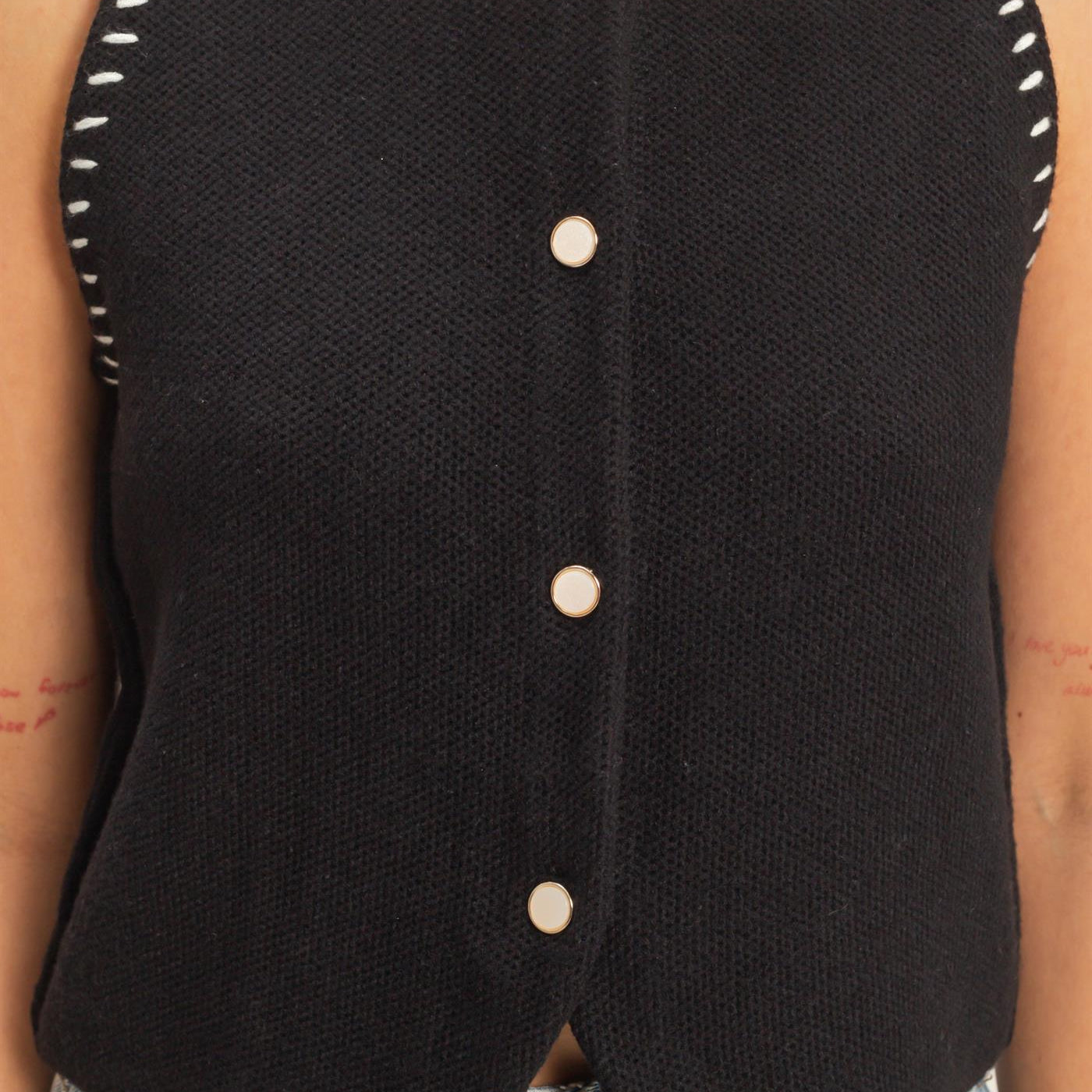 Wholesale Sleeveless Button-Up Cardigan Vest Sweaters HF26A357 BLACK HYFVE