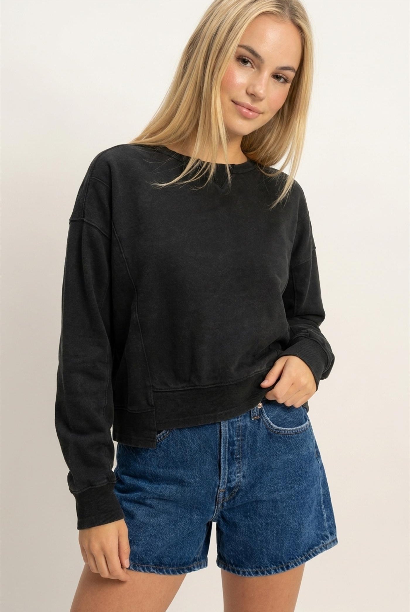Wholesale Acid Wash Seam Detail Crew Neck Sweatshirt Sweatshirts DZ26E260 BLACK DOUBLE ZERO