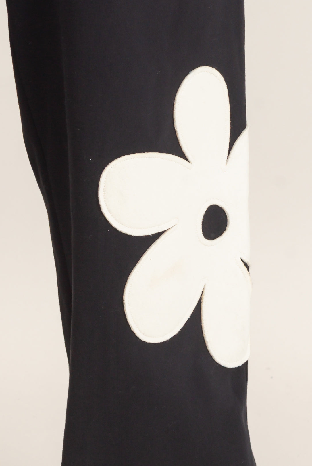 Wholesale Floral Applique Drawstring Jogger Pants Joggers DZ26F308 BLACK DOUBLE ZERO