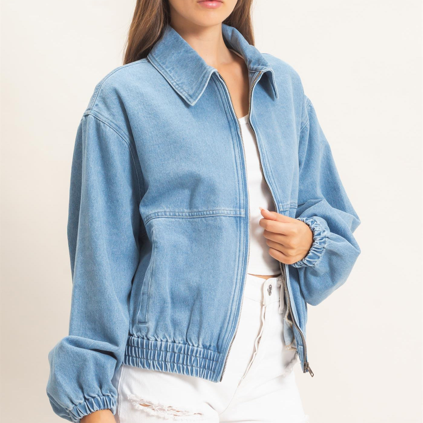 Wholesale Enzyme Wash Denim Jacket Coats & Jackets HF26C924 LIGHT DENIM HYFVE