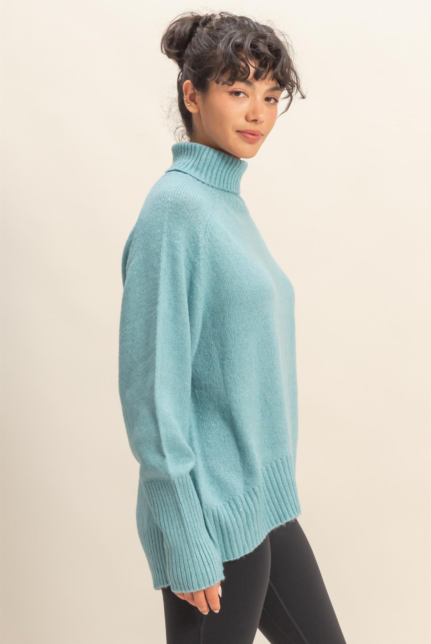 Wholesale Oversized High Low Turtleneck Sweater Sweaters DZ25C943 SKY BLUE DOUBLE ZERO