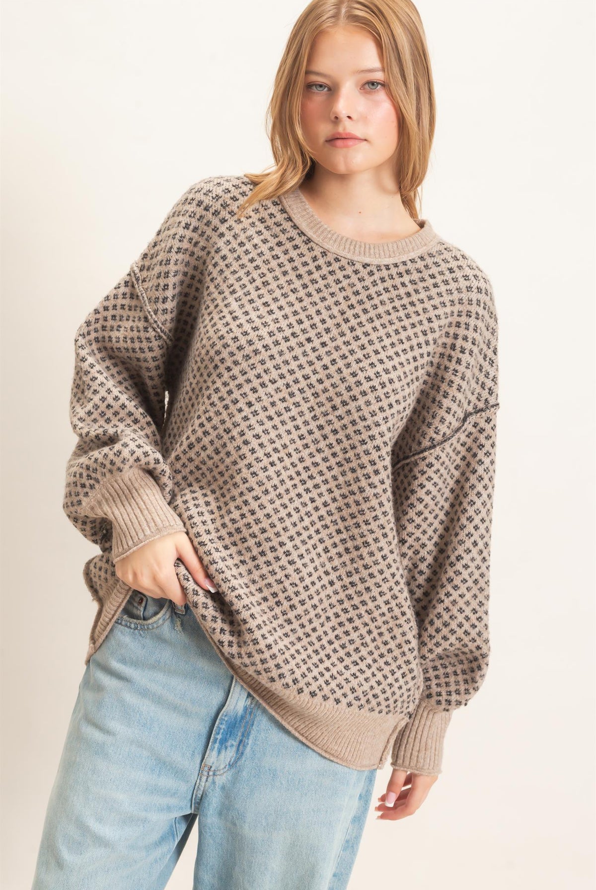 Wholesale Diamond Jacquard Knit Sweater Sweaters HF26E891 TAUPE HYFVE