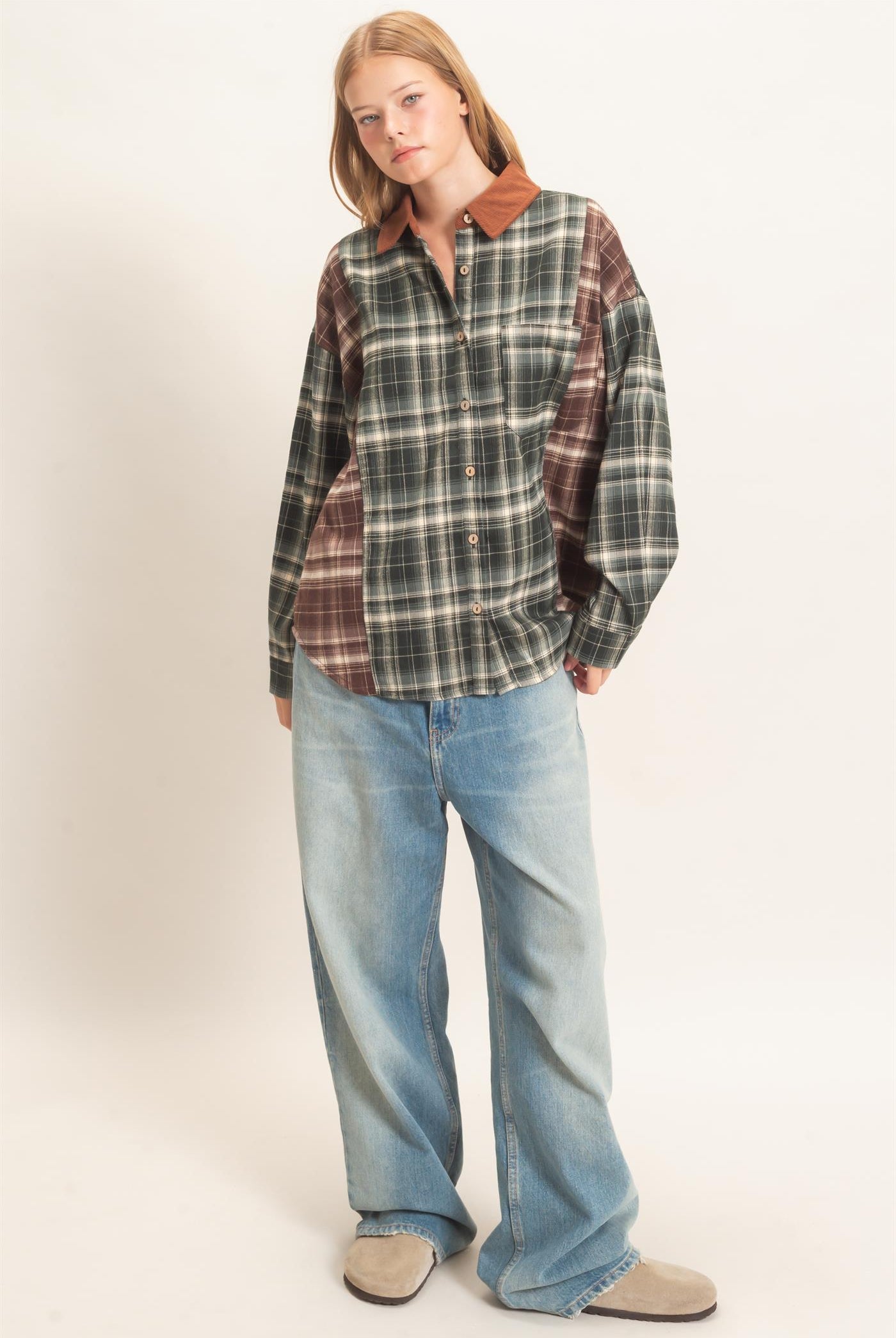Wholesale Plaid Button-Up Shirt With Corduroy Collar Shirts HF26E157 GREEN HYFVE