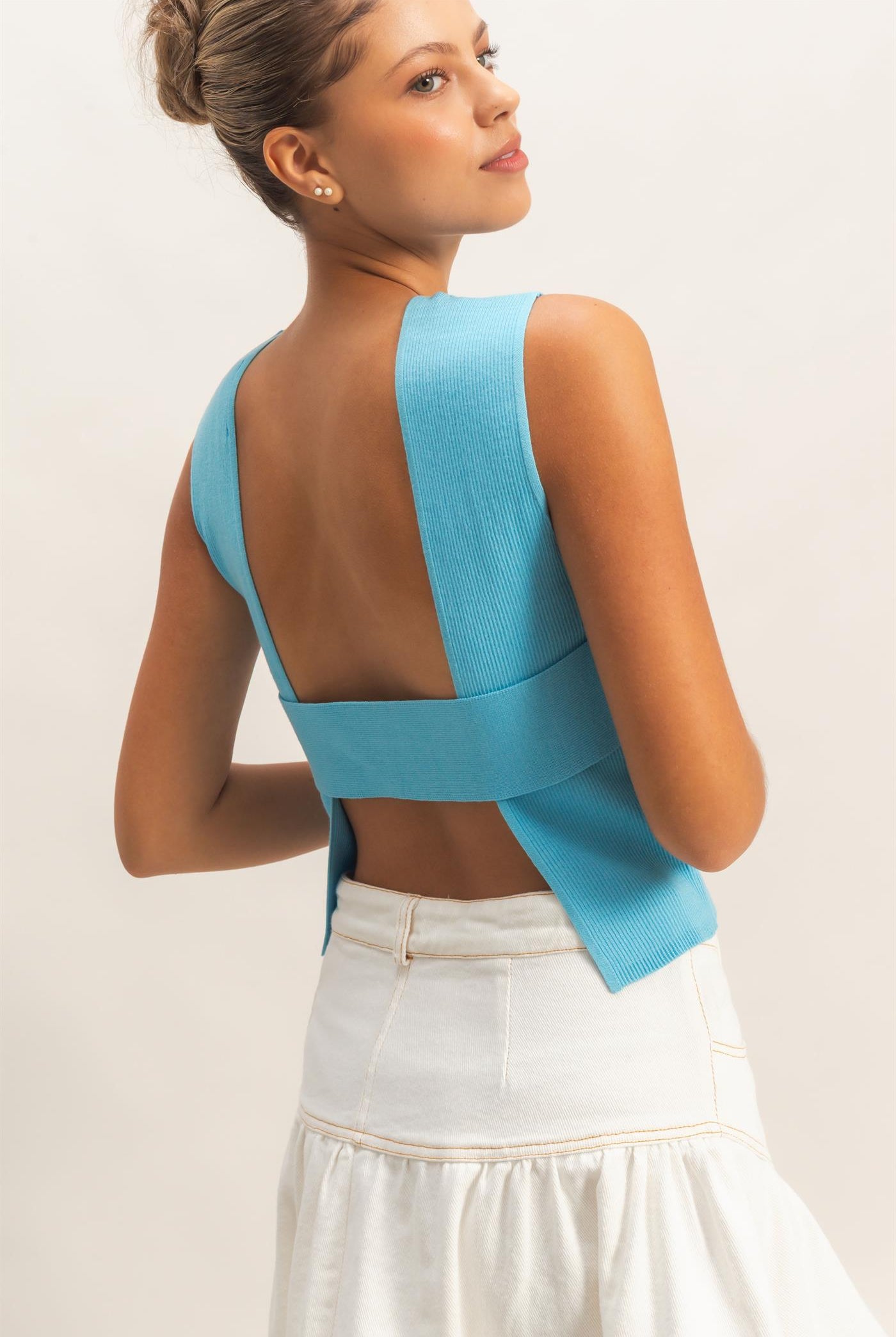 Wholesale Ribbed Crew Neck Sleeveless Open Back Top Clothing Tops DZ26C692 BLUE DOUBLE ZERO