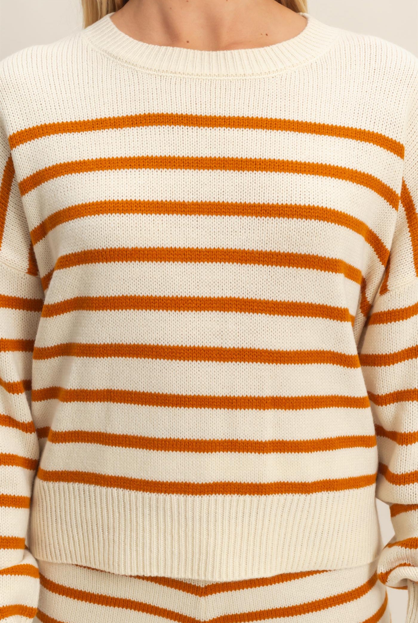 Wholesale Striped Knit Sweater And Shorts Set Clothing DZ25E141-SET CREAM/CARAMEL DOUBLE ZERO