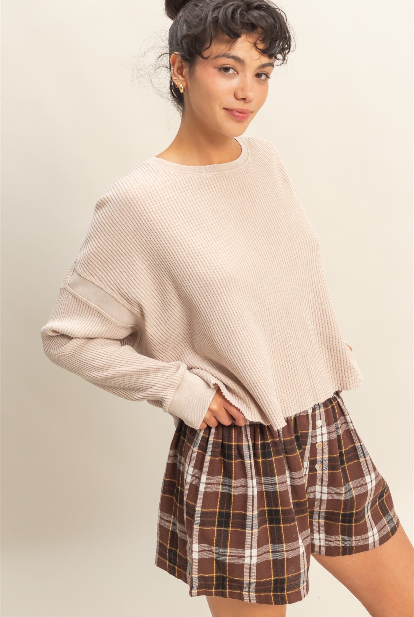 Wholesale Open Back Textured Knit Long Sleeve Top Clothing Tops DZ26A626 DARK TAUPE DOUBLE ZERO