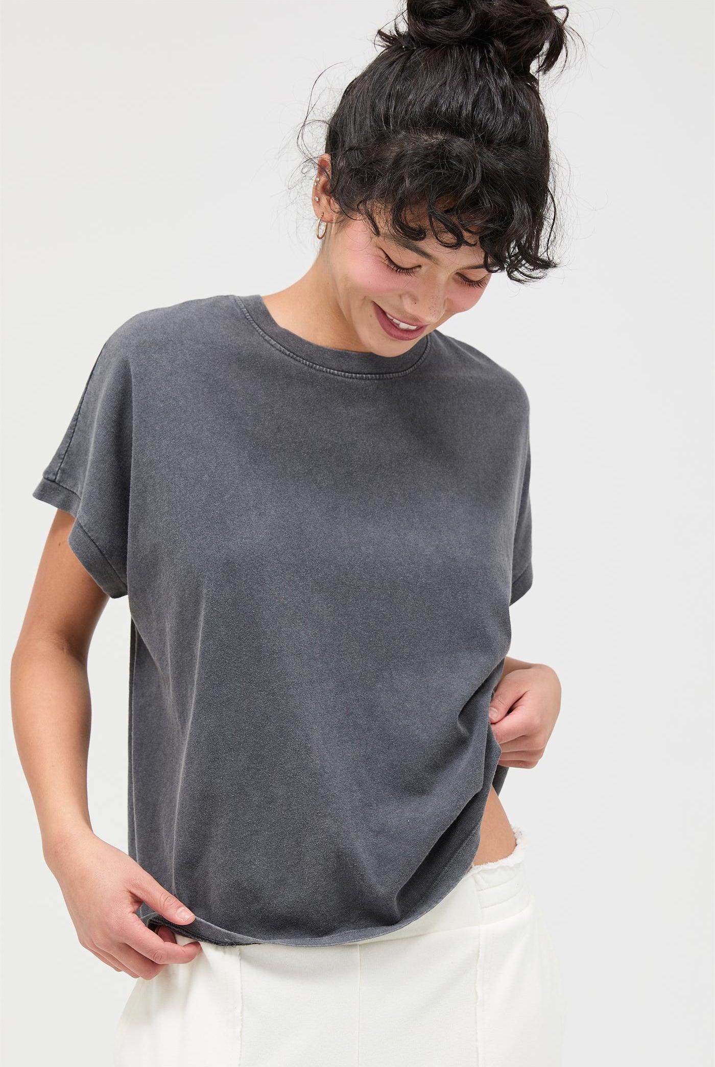 Wholesale Capped Sleeve Mineral Wash T-Shirt T-Shirts DZ26A033 CHARCOAL DOUBLE ZERO