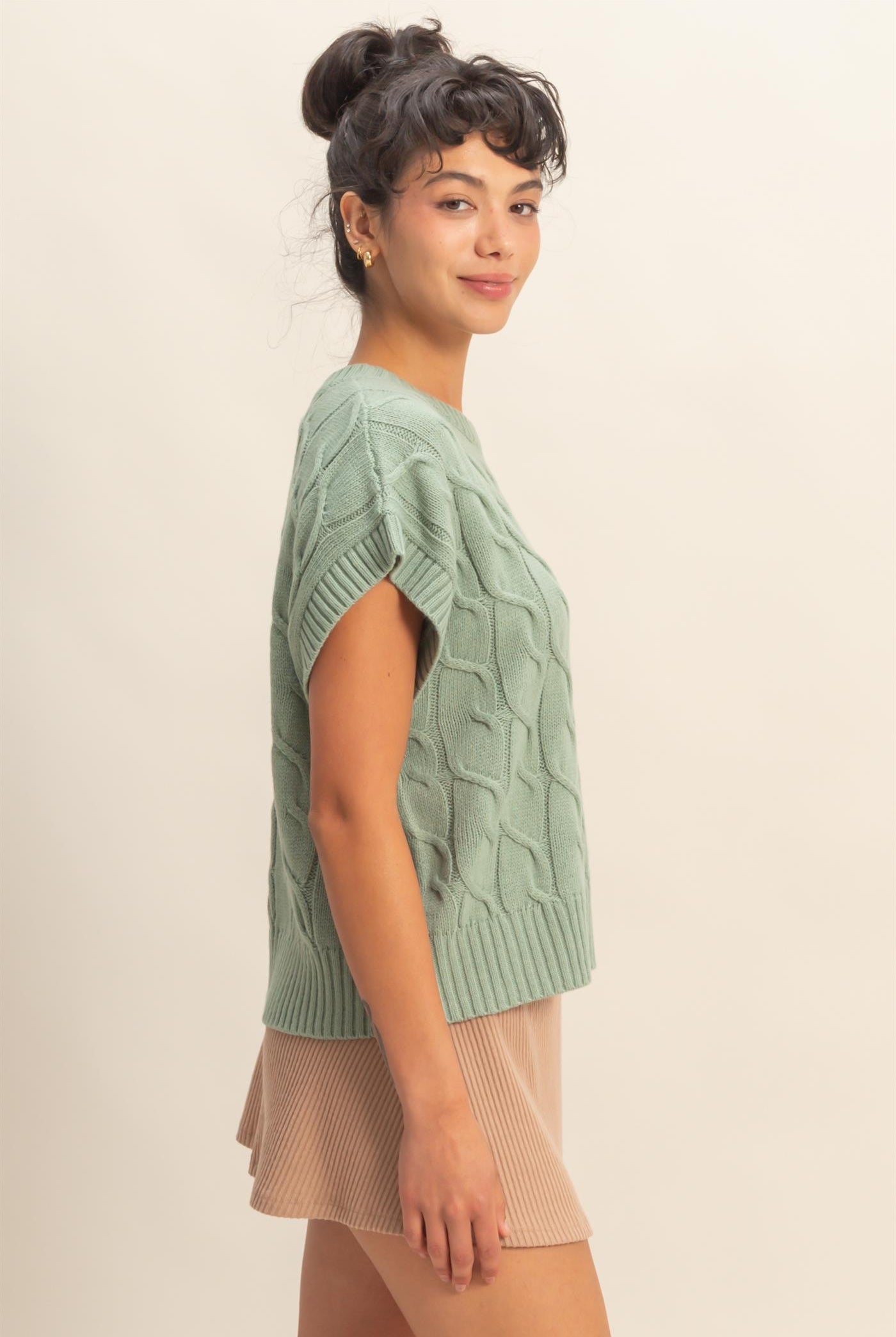 Wholesale Sleeveless Oversized Cable Knit Sweater Vest Vests DZ25C905 SAGE GREEN DOUBLE ZERO