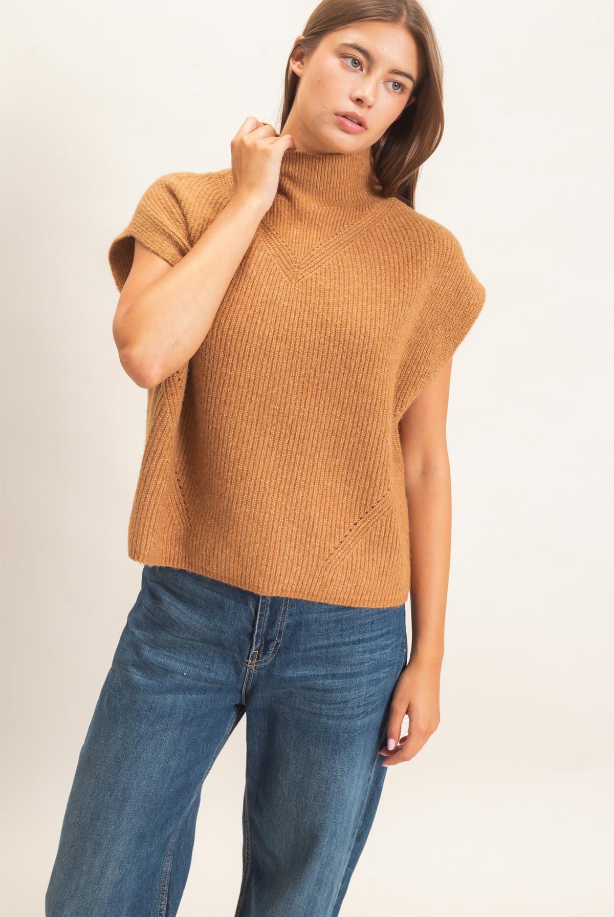 Wholesale Sleeveless High Neck Sweater Sweaters DZ26E295 CAMEL DOUBLE ZERO