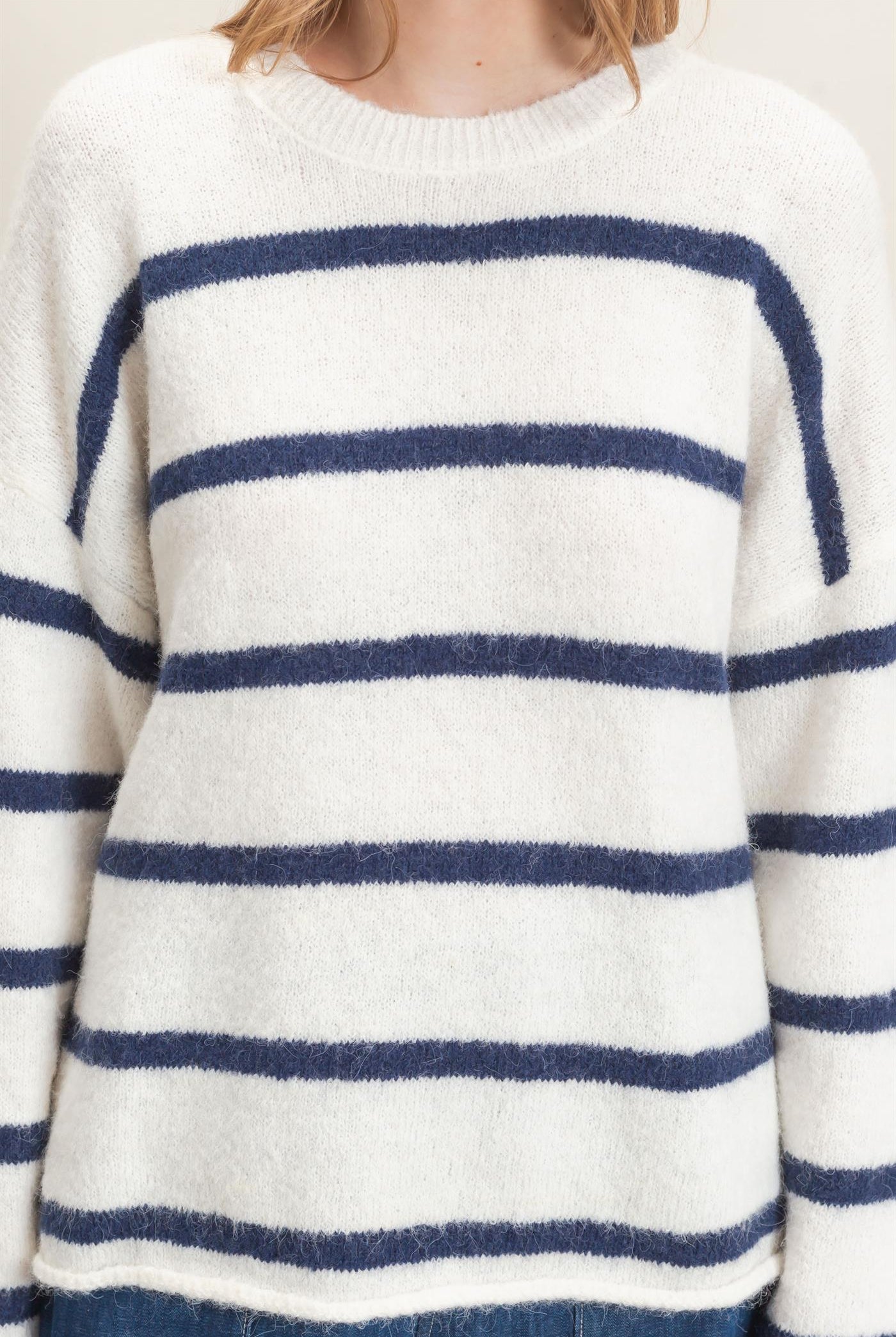 Wholesale Striped Crew Neck Sweater Sweaters HF26E894 NAVY HYFVE