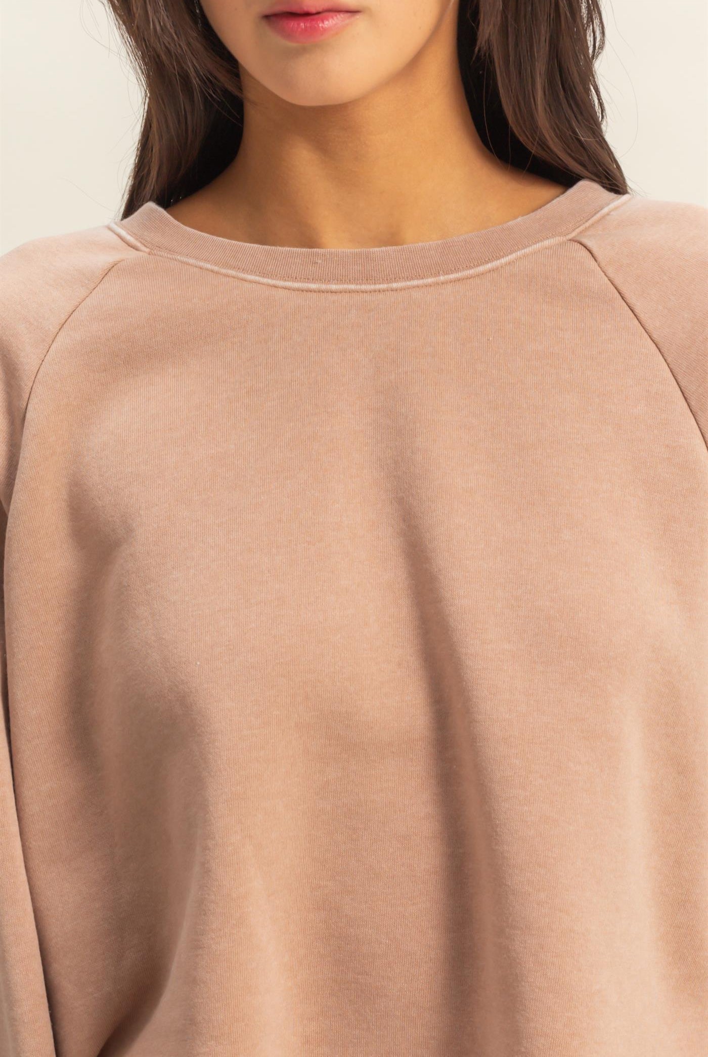 Wholesale Laid Back Crop Sweatshirt Sweatshirts DZ25C445 DARK TAUPE DOUBLE ZERO