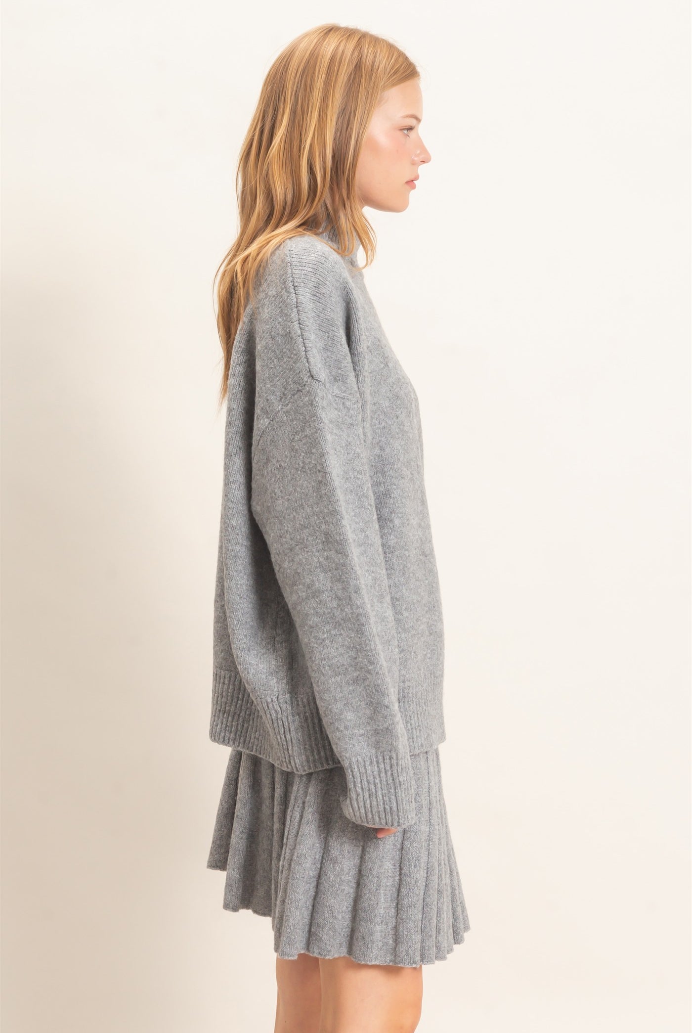 Wholesale Mock Neck Sweater And Pleated Skirt Set Clothing HF26F232-SET H.GRAY HYFVE