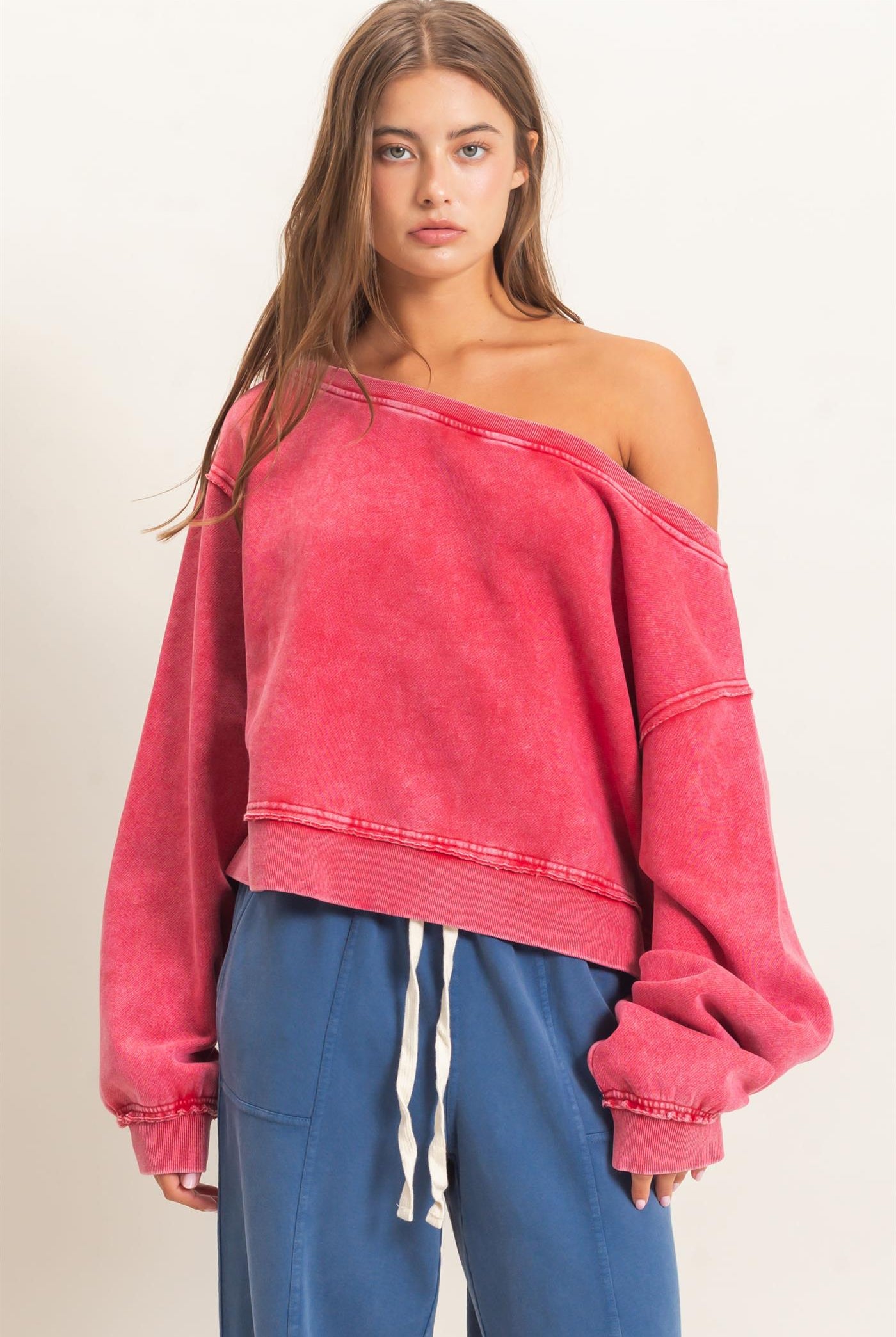Wholesale Raw Edge Acid Wash Off The Shoulder Sweatshirt Sweatshirts DZ26F013 RED DOUBLE ZERO