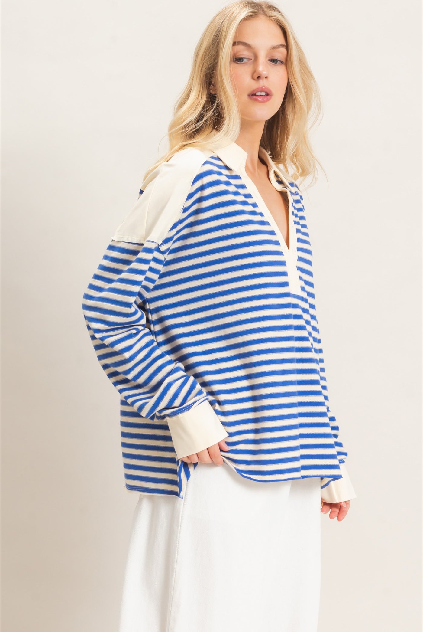 Wholesale Striped Henley Sweatshirt Clothing Tops HF26F089 BLUE HYFVE