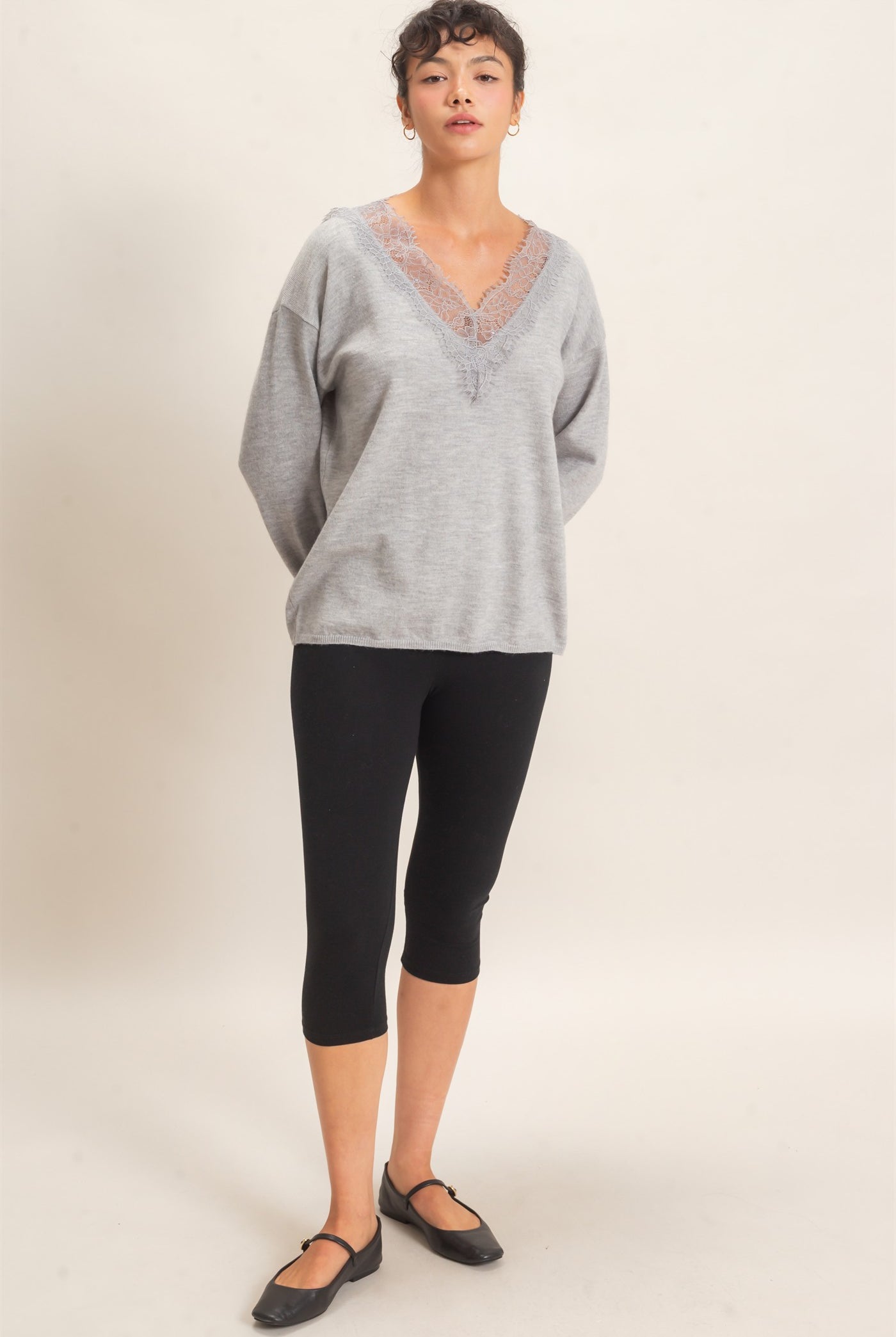 Wholesale Lace Trim V-Neck Sweater Sweaters DZ26E327 HEATHER GRAY DOUBLE ZERO