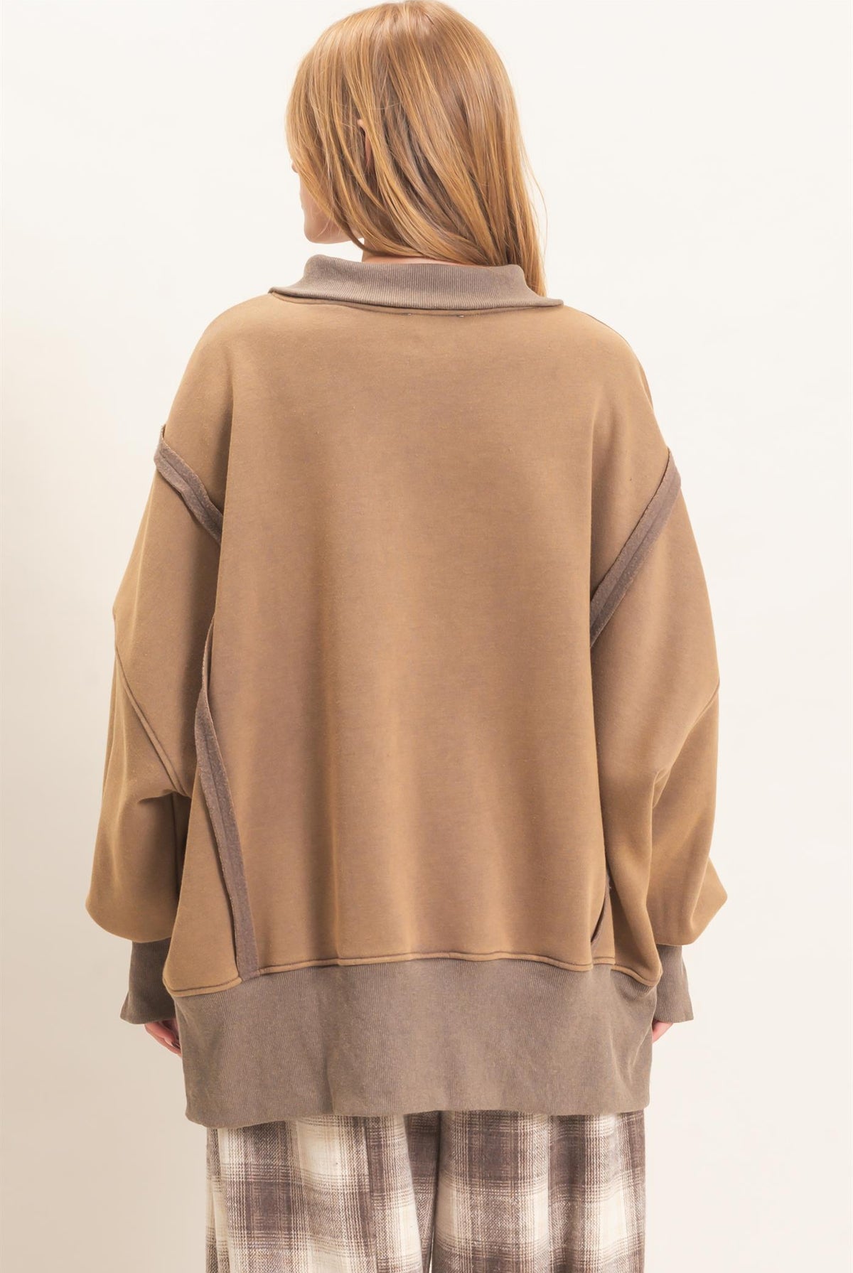 Wholesale Mineral Wash Snap Collar Pullover Clothing Tops HF26F086-D BROWN HYFVE