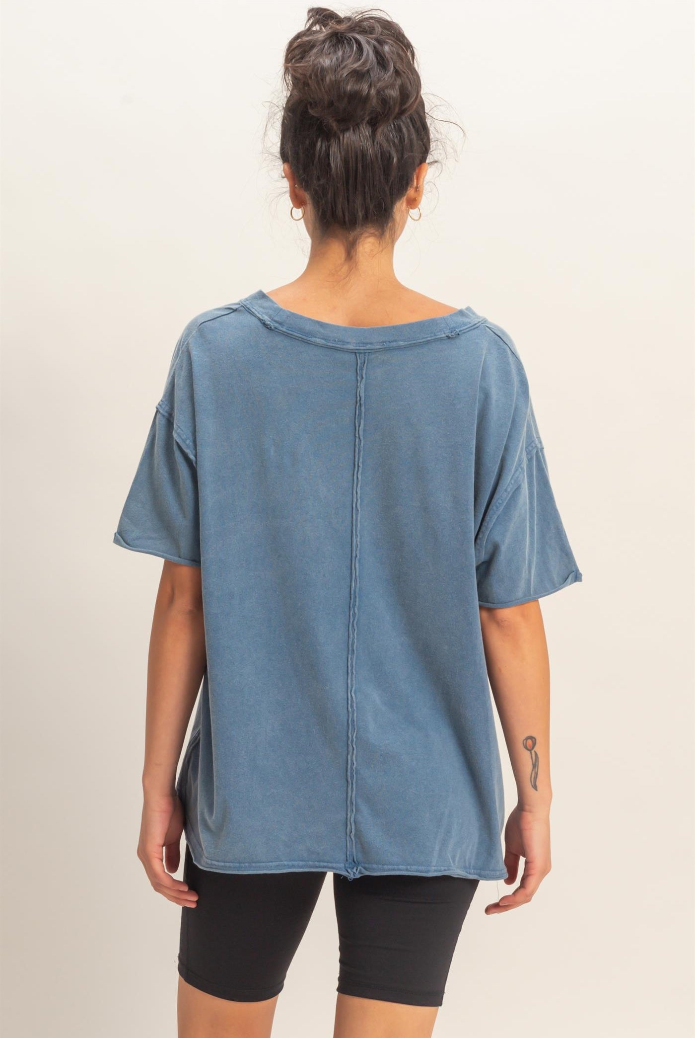 Wholesale Washed V-Neck Oversized Tee Clothing Tops DZ26A760 NAVY DOUBLE ZERO