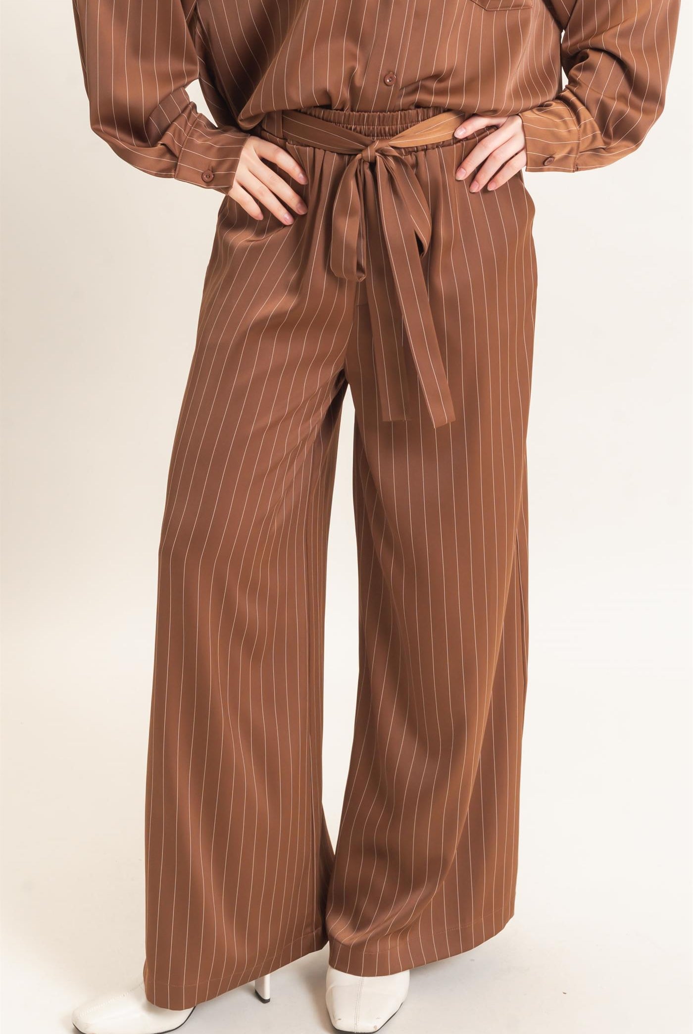 Wholesale Pinstripe Wide-Leg Pants Pants HF25F030 CHOCOLATE HYFVE