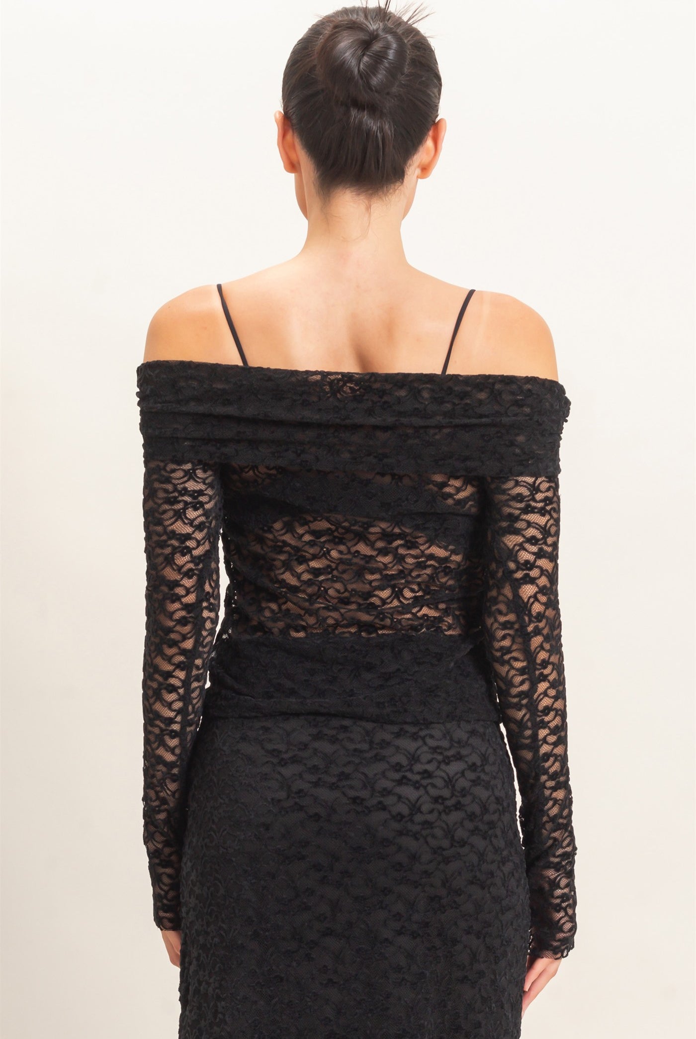 Wholesale Off-Shoulder Lace Top Clothing Tops HF26E407 BLACK HYFVE