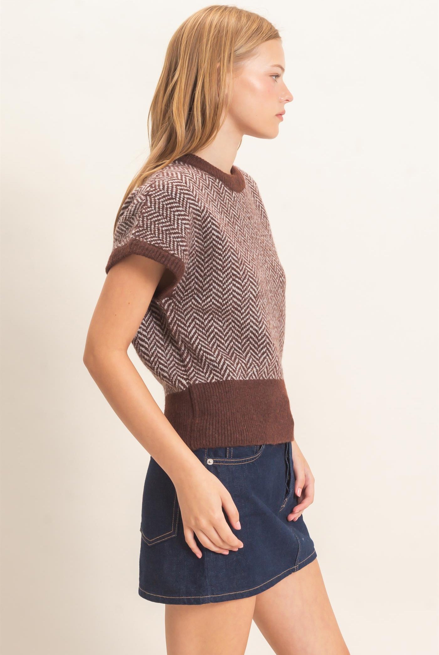 Wholesale Chevron Knit Cap Sleeve Sweater Sweaters HF26E542 CHESTNUT HYFVE