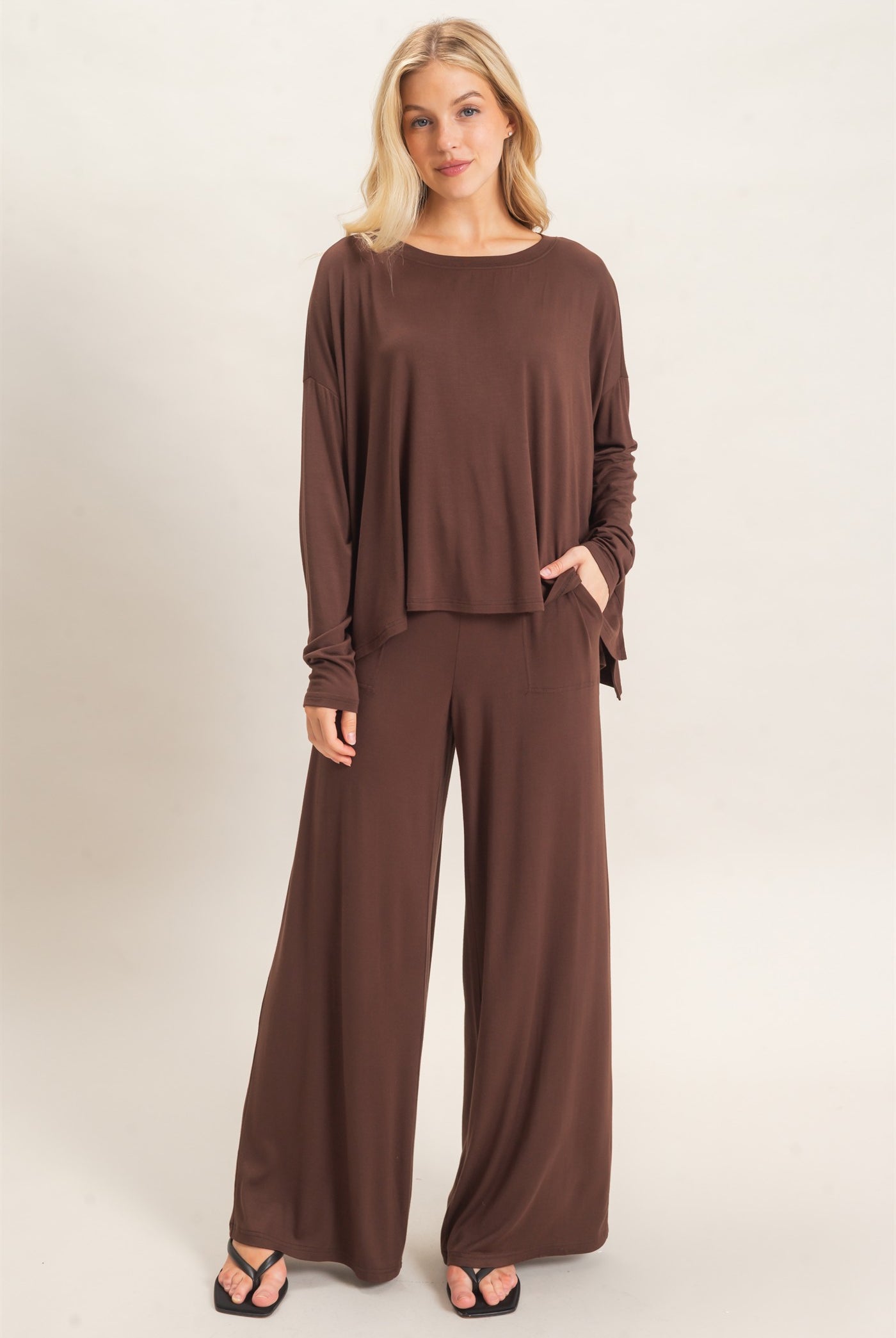 Wholesale Wide-Leg Elastic Waist Pants Pants HF26F299-D ESPRESSO HYFVE