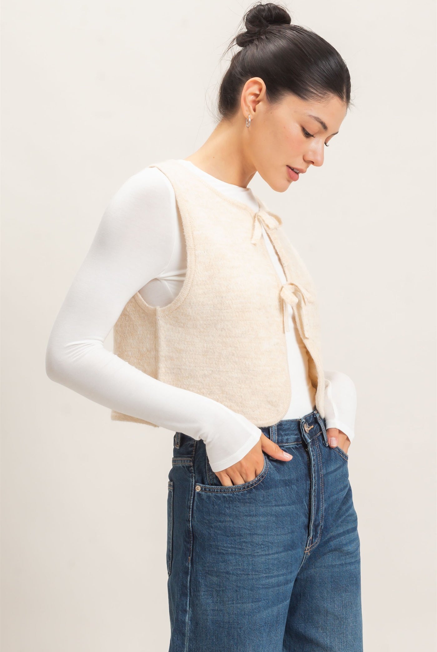 Wholesale Sweater Vest With Front Ties Sweaters HF26E140 OATMEAL HYFVE