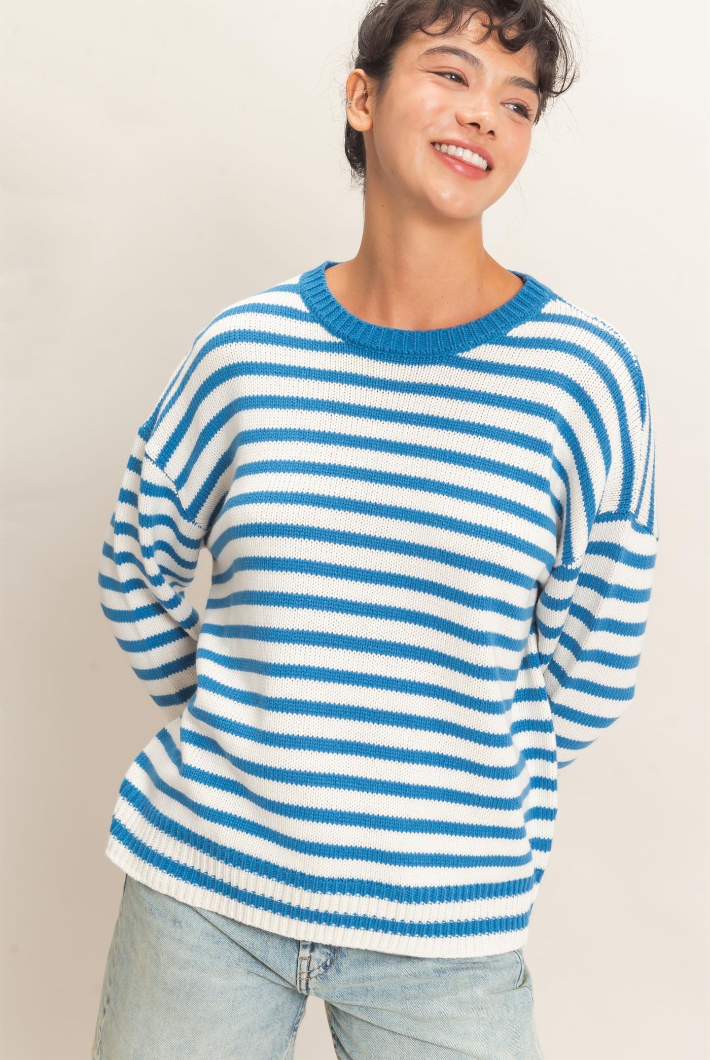 Wholesale Striped Crew Neck Sweater Sweaters DZ26E237 BLUE DOUBLE ZERO