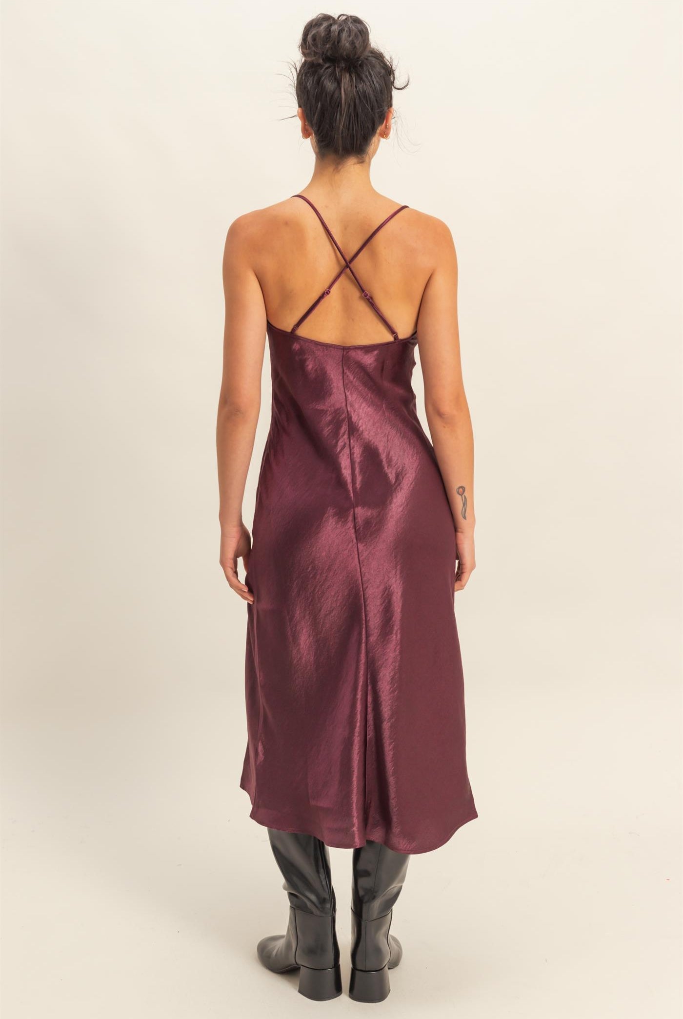 DZ25E902_DARKCHERRY_4257379