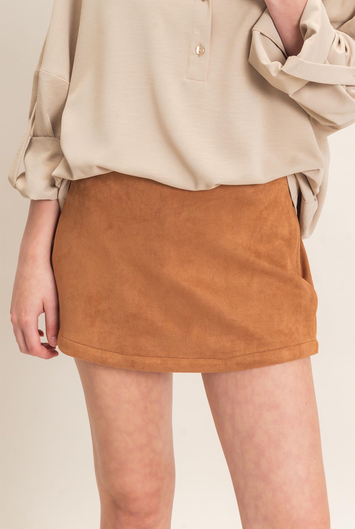 Wholesale Faux Suede Skort Skorts HF26F220 CAMEL HYFVE