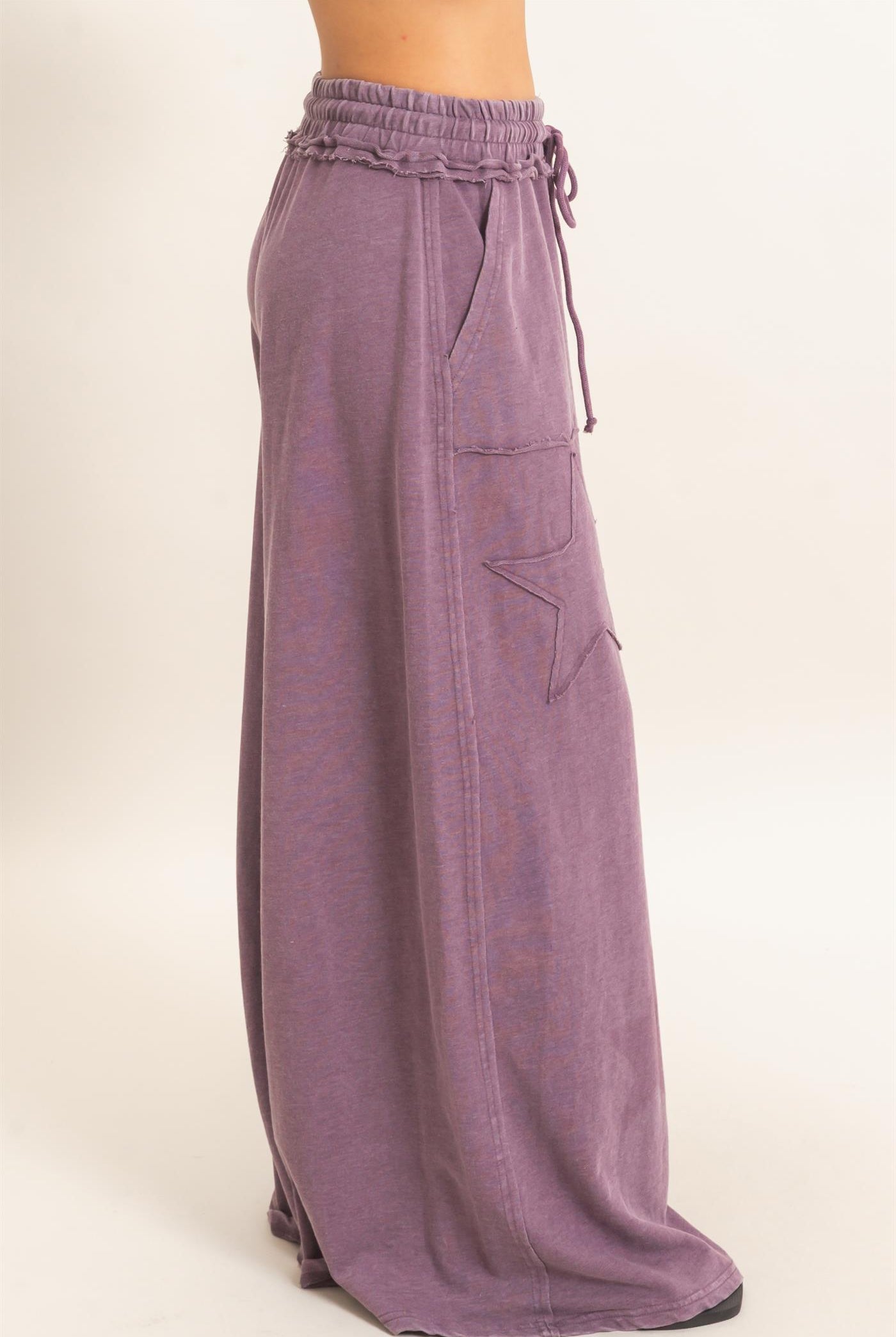 Wholesale Mineral Wash Star Patch And Print Wide Leg Pants Pants DZ26F060 DARK CHERRY DOUBLE ZERO