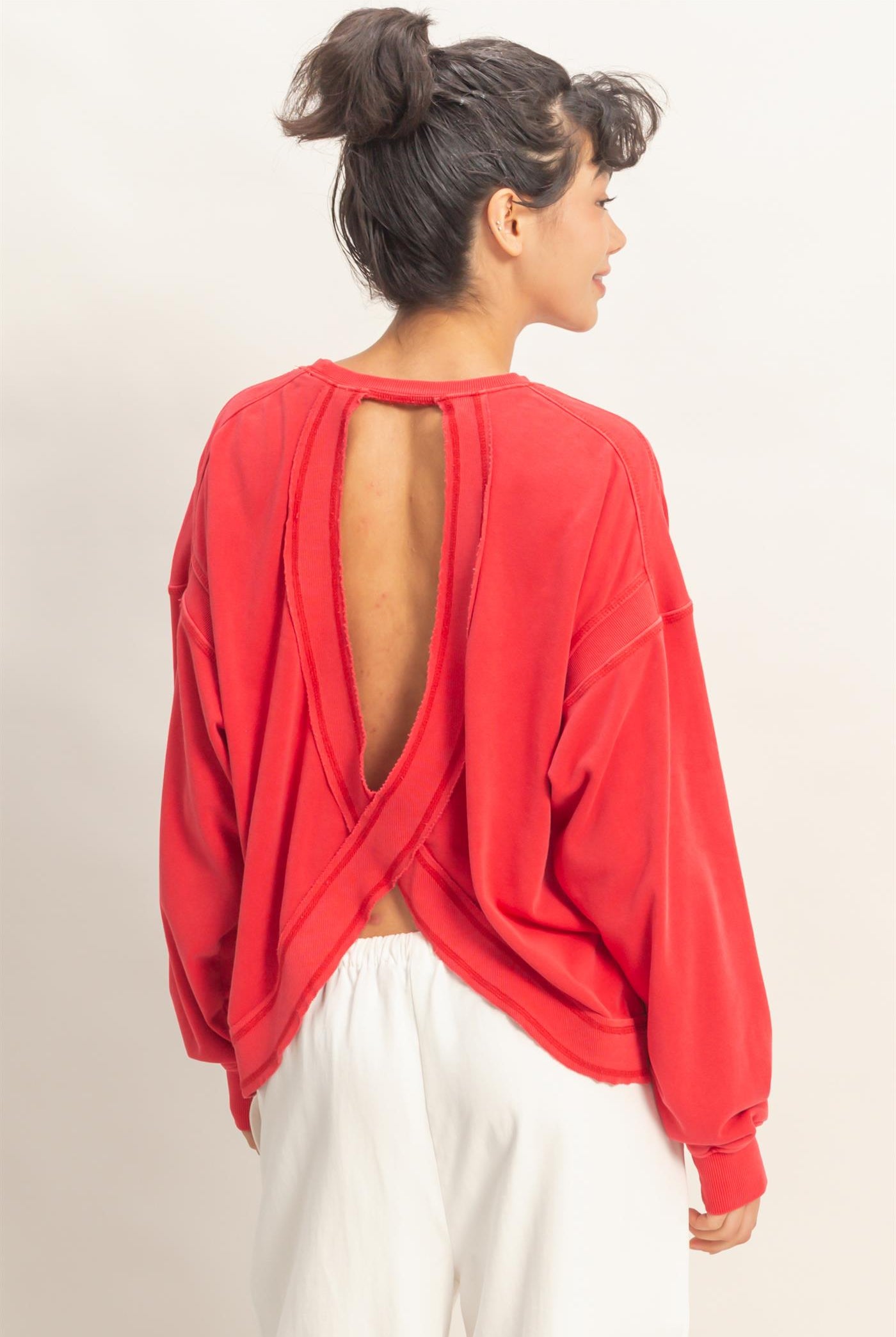 Wholesale Oversized Cross Detail Open Back Sweatshirt Clothing Tops DZ26E050 RED DOUBLE ZERO
