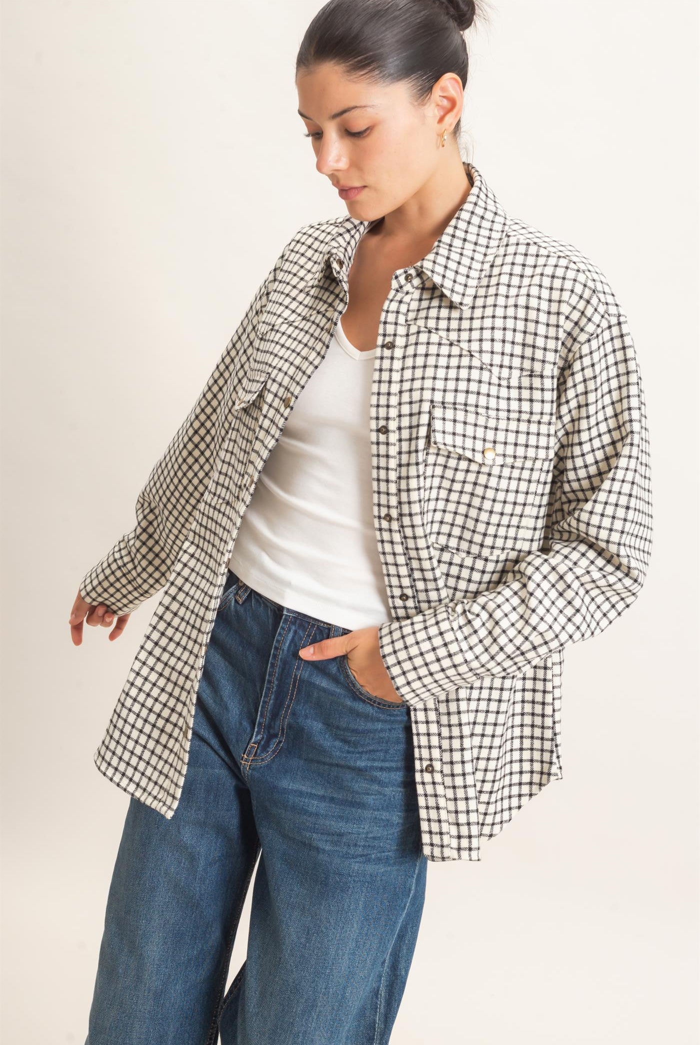 Wholesale Plaid Button-Up Shirt Clothing Tops HF25F450 WHITE HYFVE