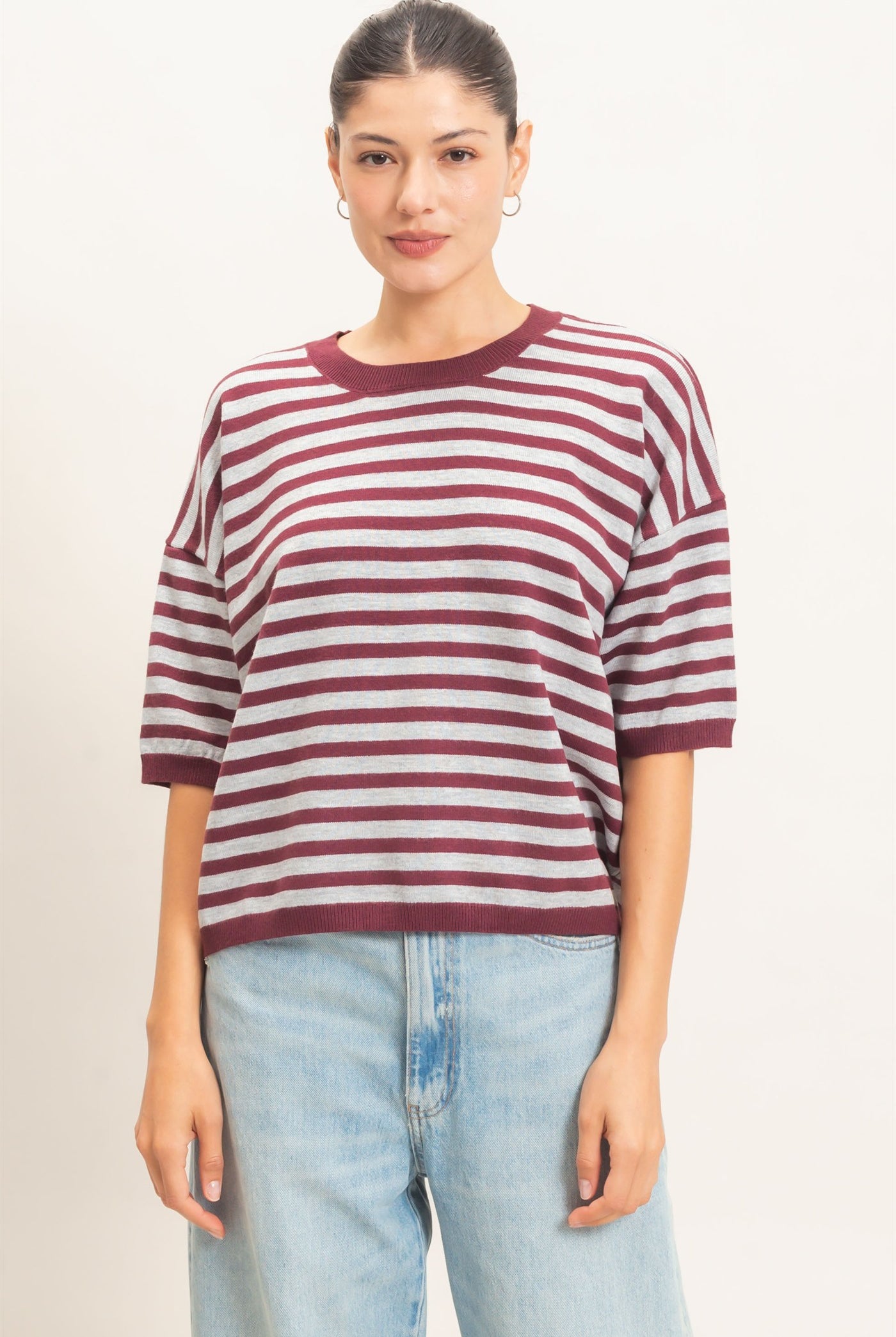 Wholesale Striped Crew Neck Sweater Sweaters HF26E234 WINE HYFVE