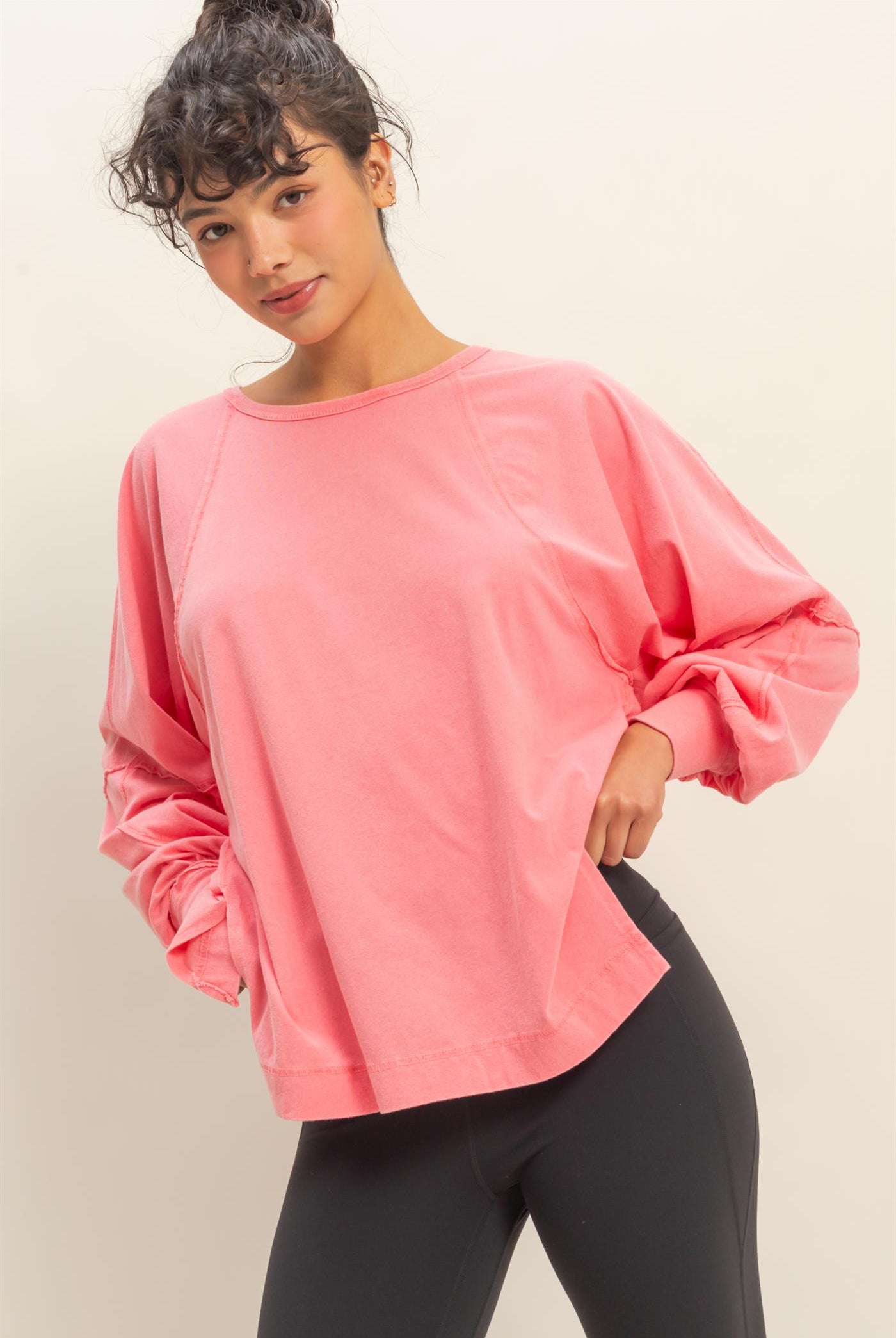 Wholesale Washed Oversized Long Sleeve Top With Slit Clothing Tops DZ25C921 TAFFY PINK HYFVE