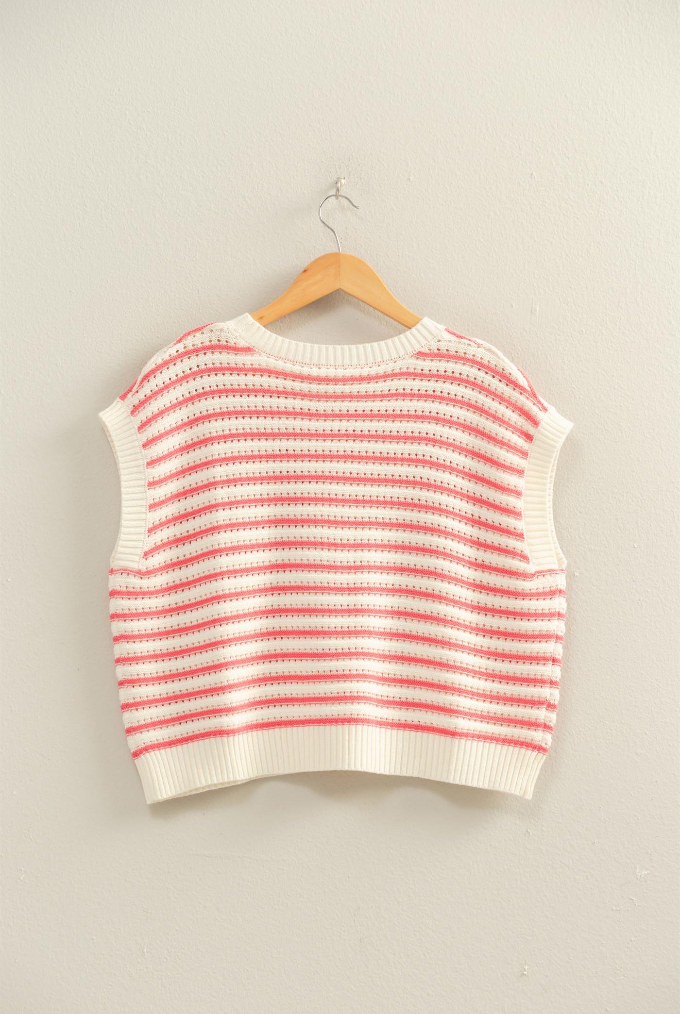 Wholesale Striped Sleeveless Crew Neck Top Sweaters DZ26A222 TAFFY PINK DOUBLE ZERO