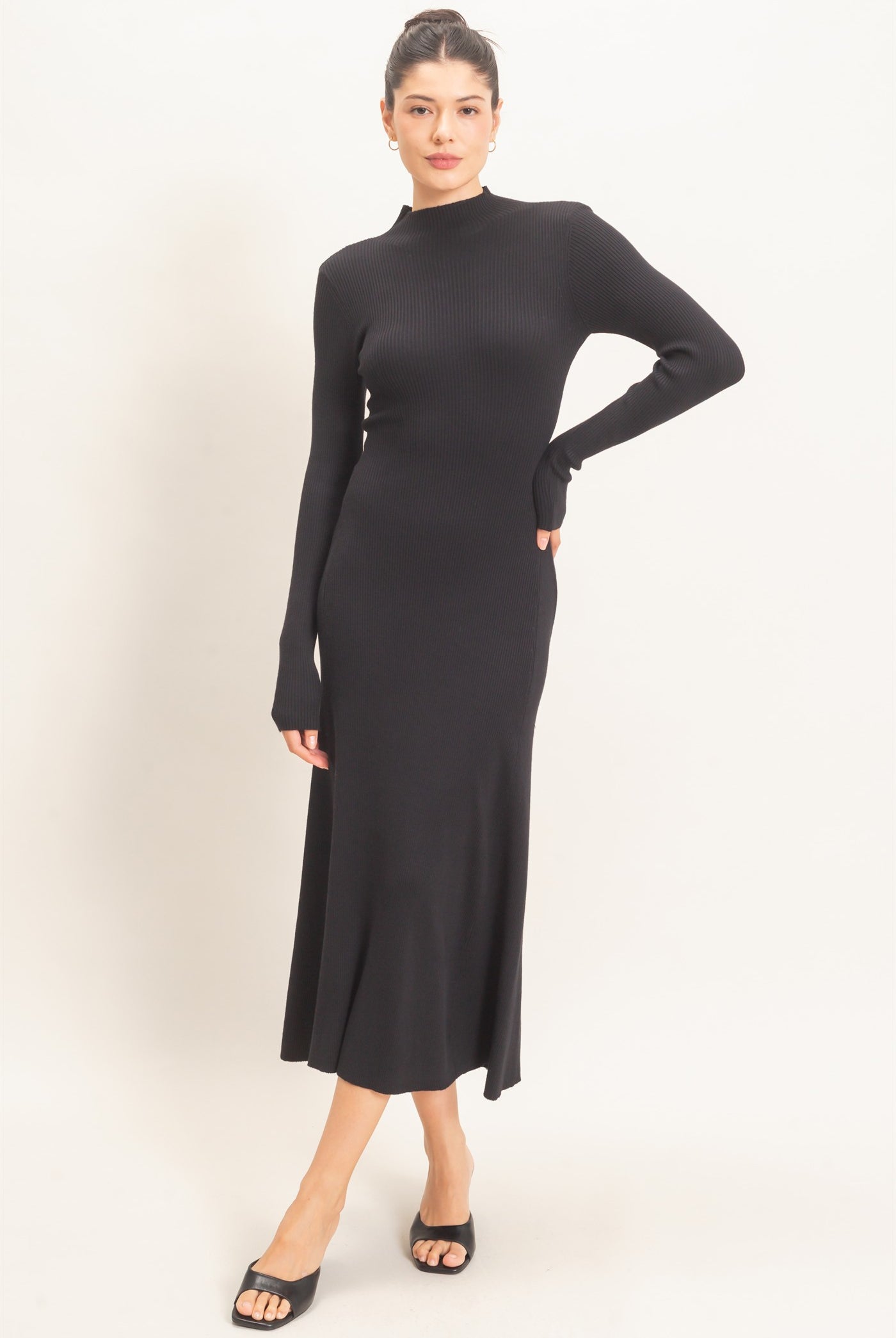 Wholesale Ribbed Mock Neck Long Sleeve Midi Dress Dresses HF26F156-D BLACK HYFVE