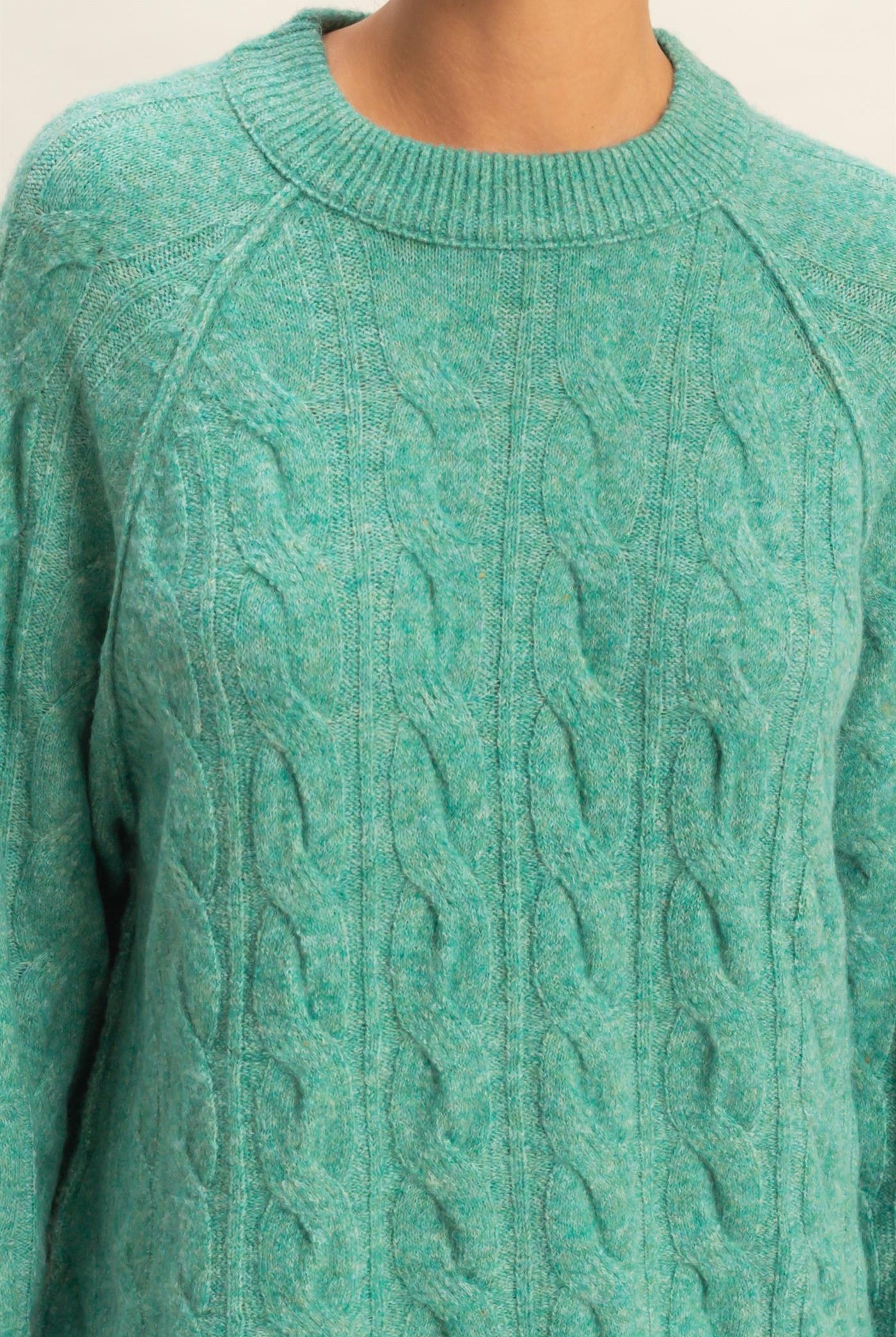 Wholesale Crew Neck Cable Knit Sweater Pullover Sweaters DZ25E957 EMERALD HYFVE
