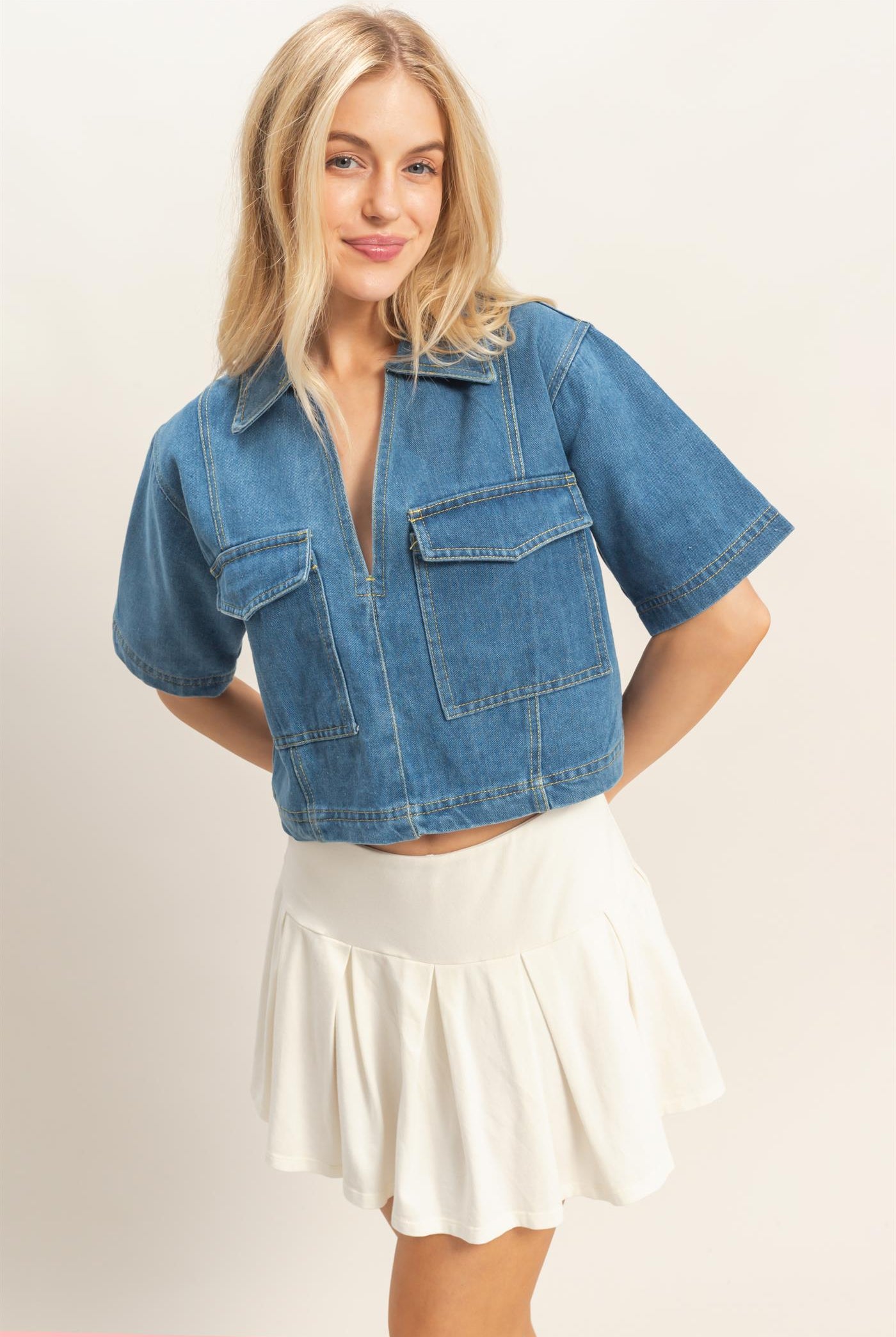 Wholesale Denim V-Neck Cropped Top Clothing Tops HF26C295 DENIM HYFVE