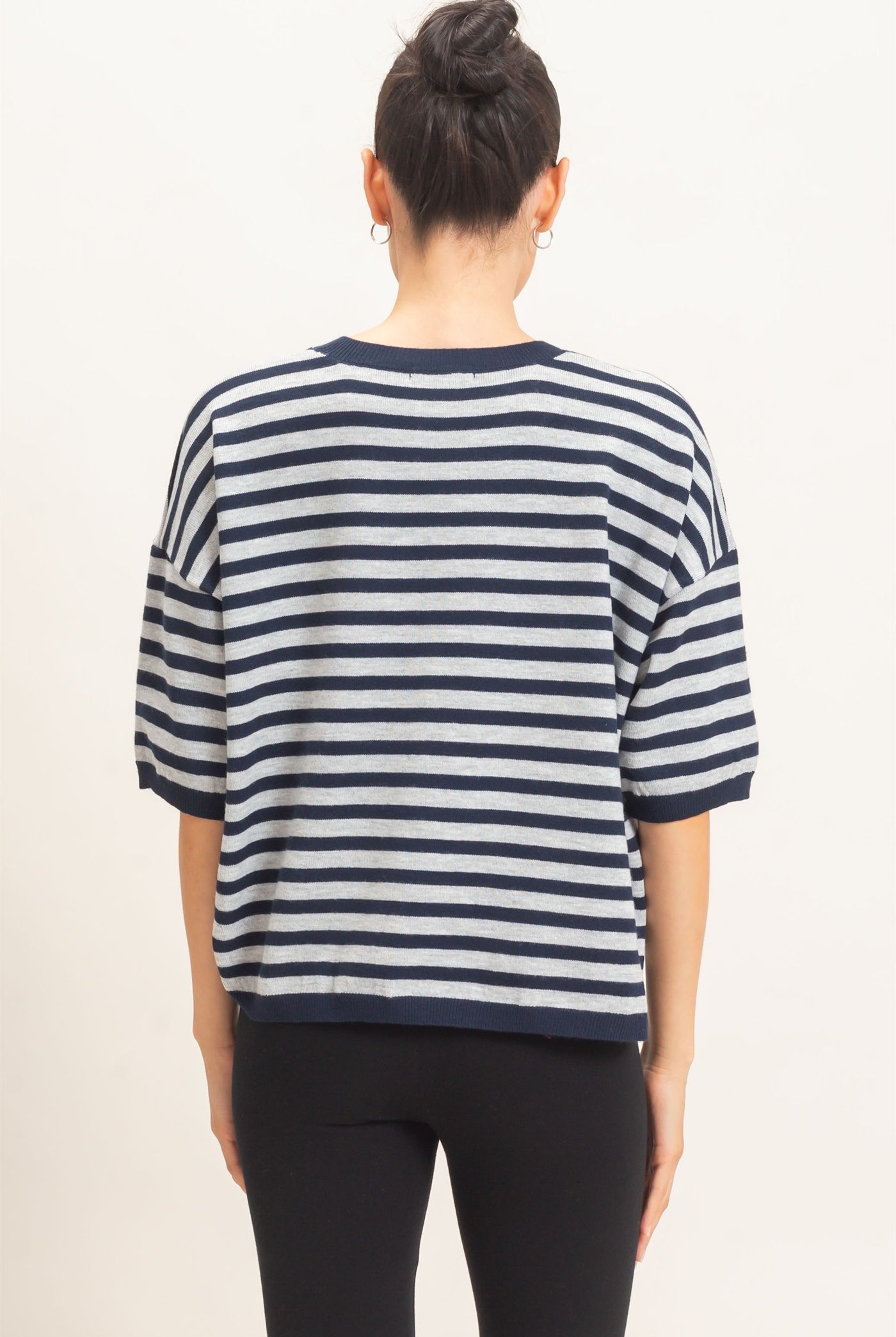 Wholesale Striped Crew Neck Sweater Sweaters HF26E234 NAVY HYFVE